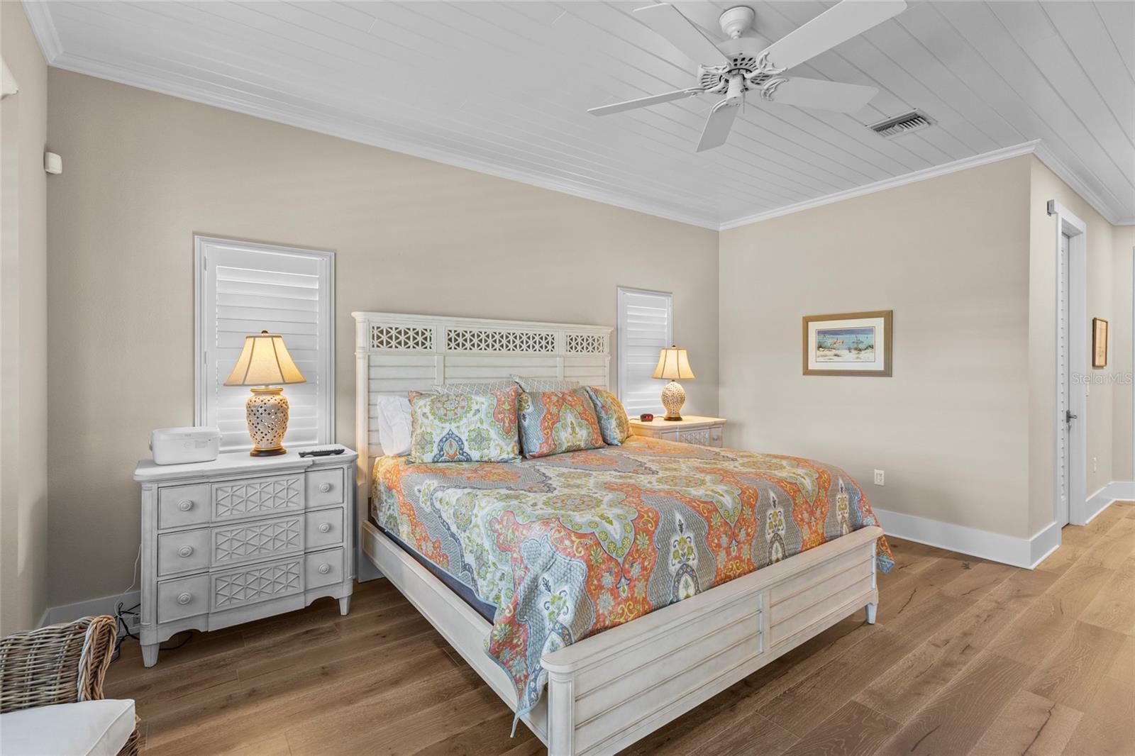 Listing photo id 29 for 7715 Calle Facil