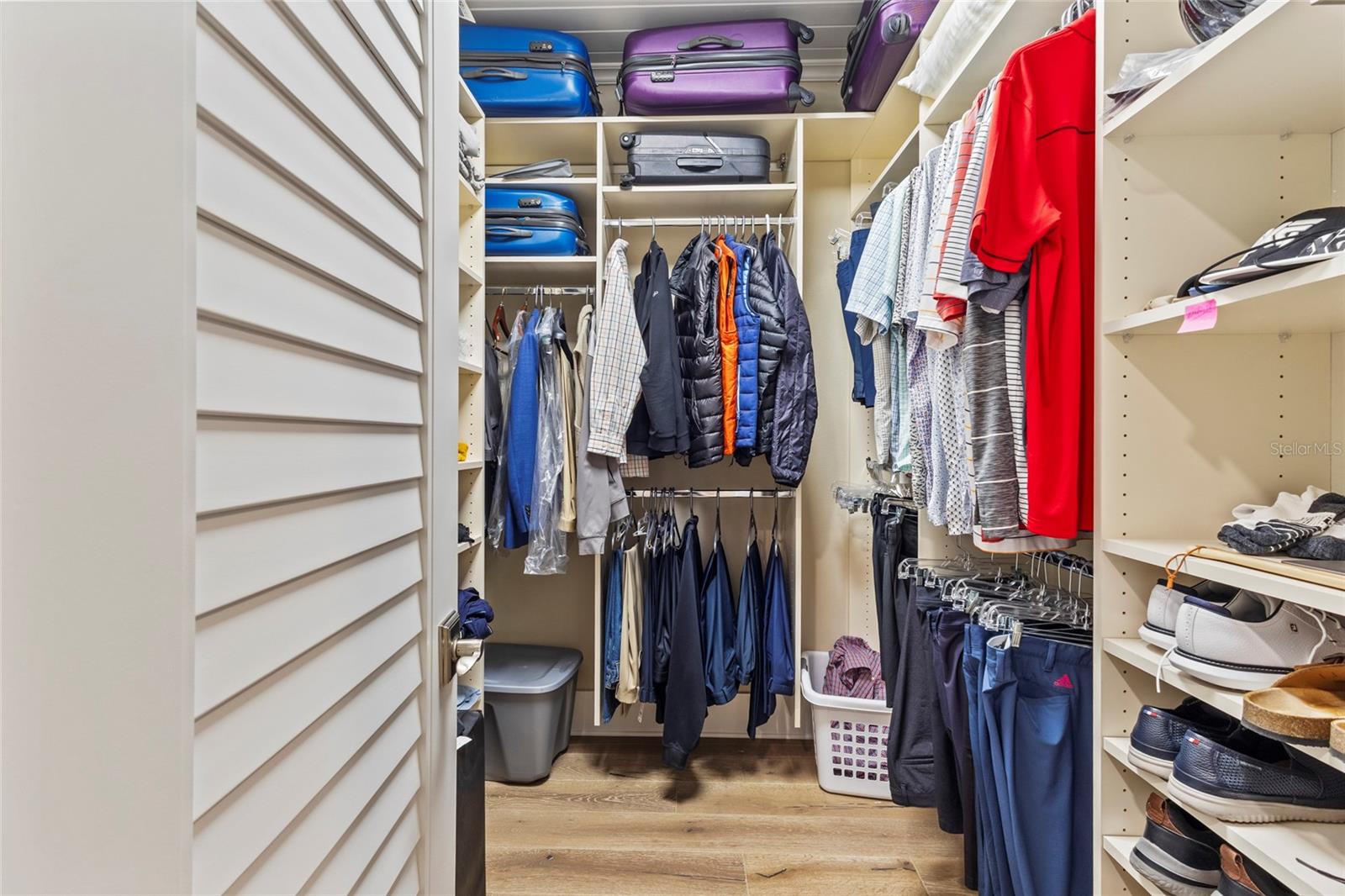 Listing photo id 38 for 7715 Calle Facil