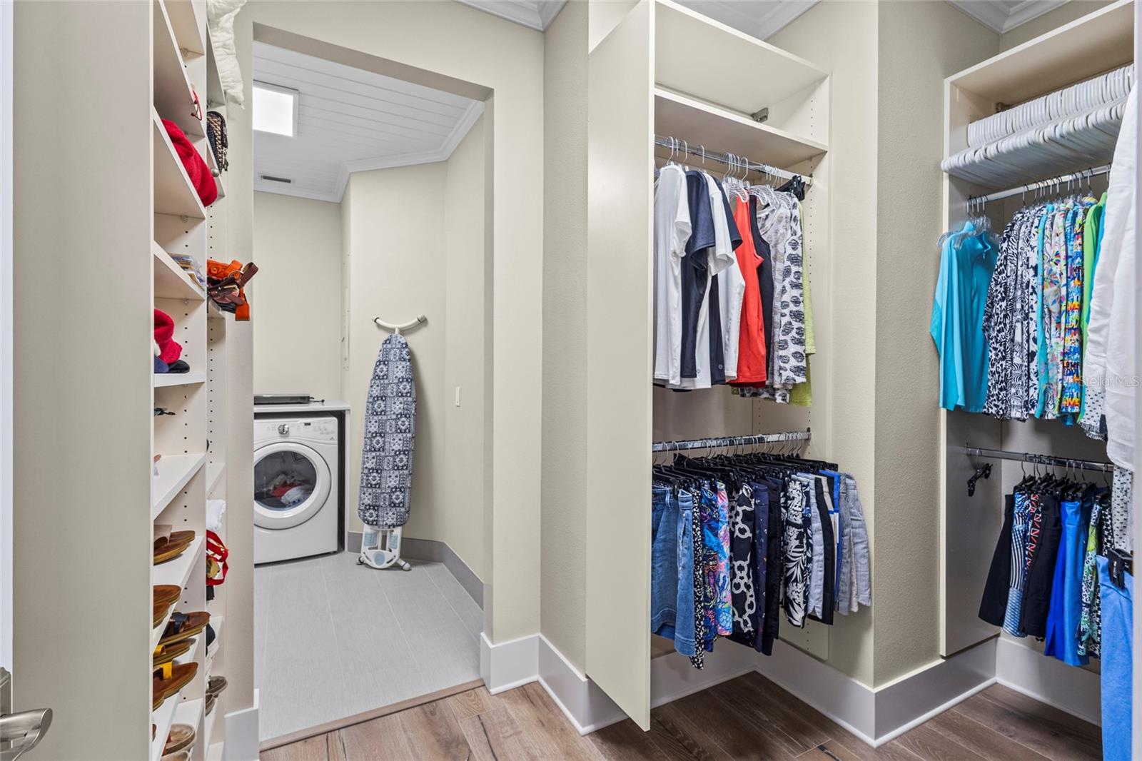 Listing photo id 39 for 7715 Calle Facil