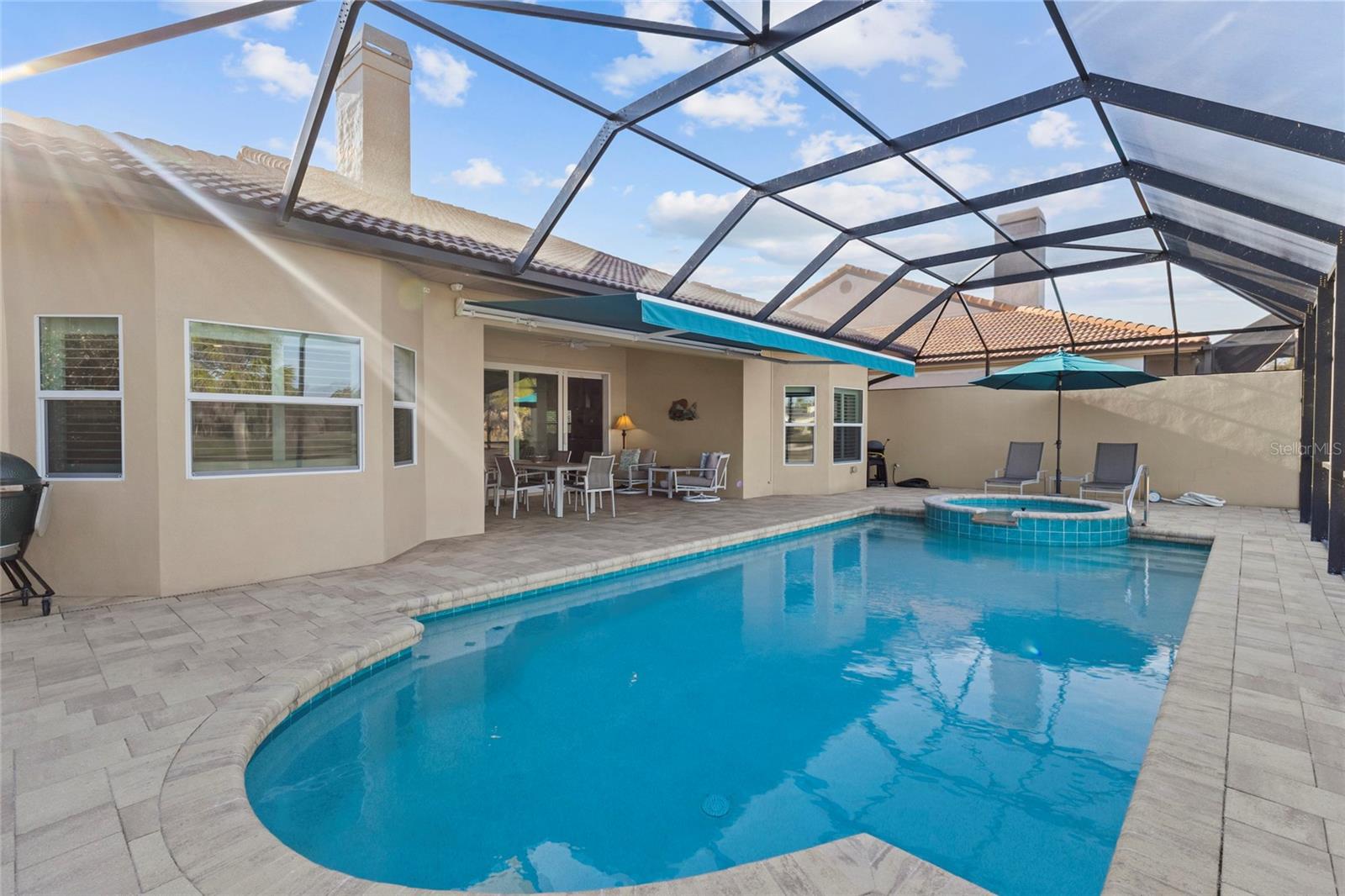 Listing photo id 46 for 7715 Calle Facil