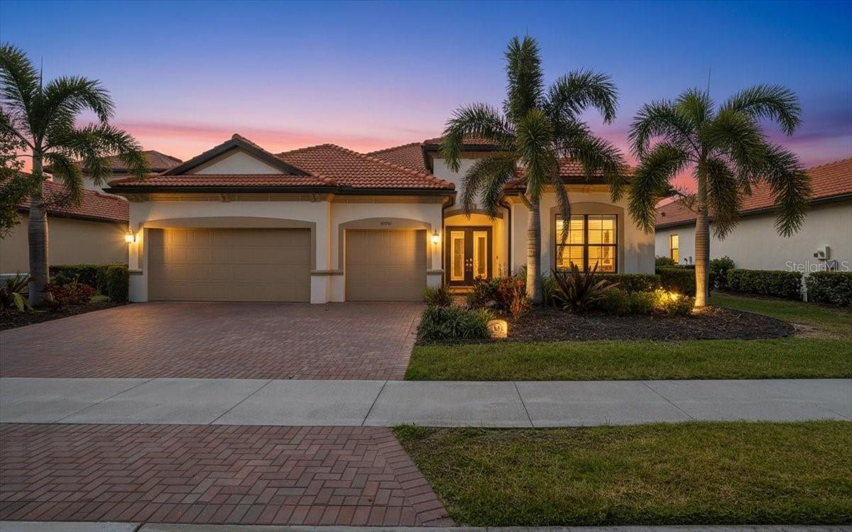 Details for 10900 Tarflower Drive, VENICE, FL 34293