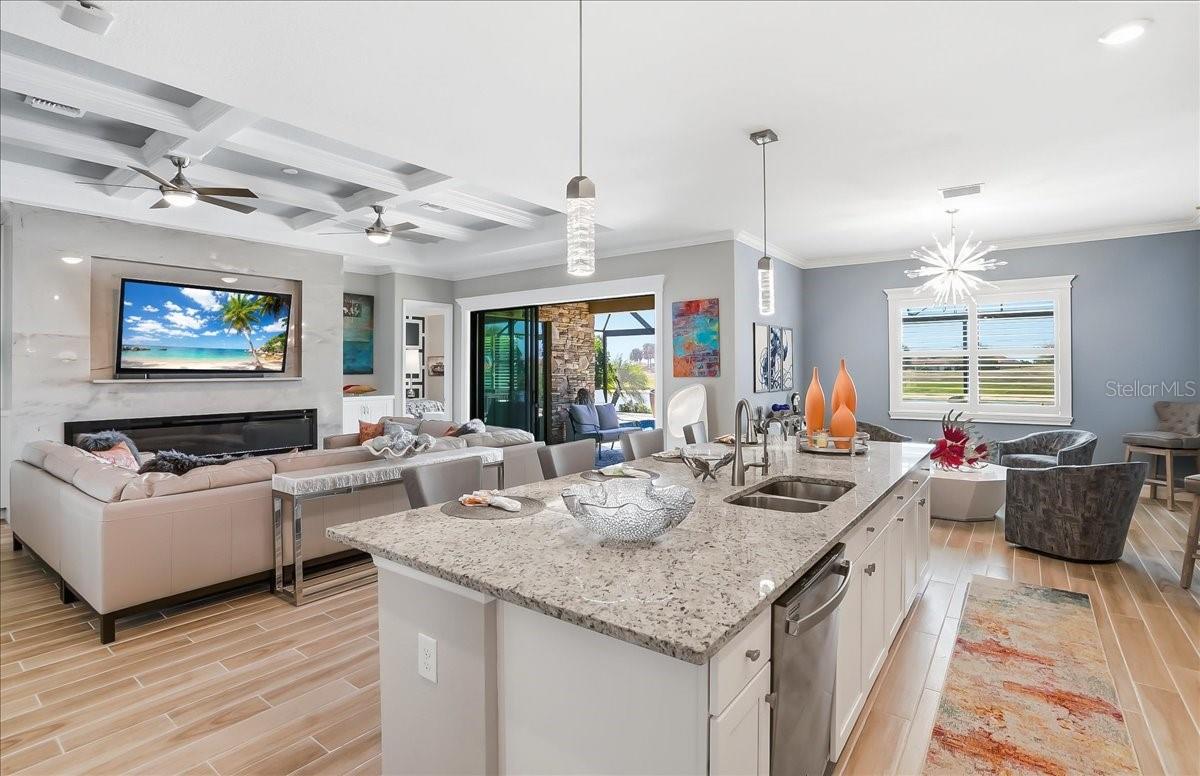 Image 19 of 89 For 10900 Tarflower Drive