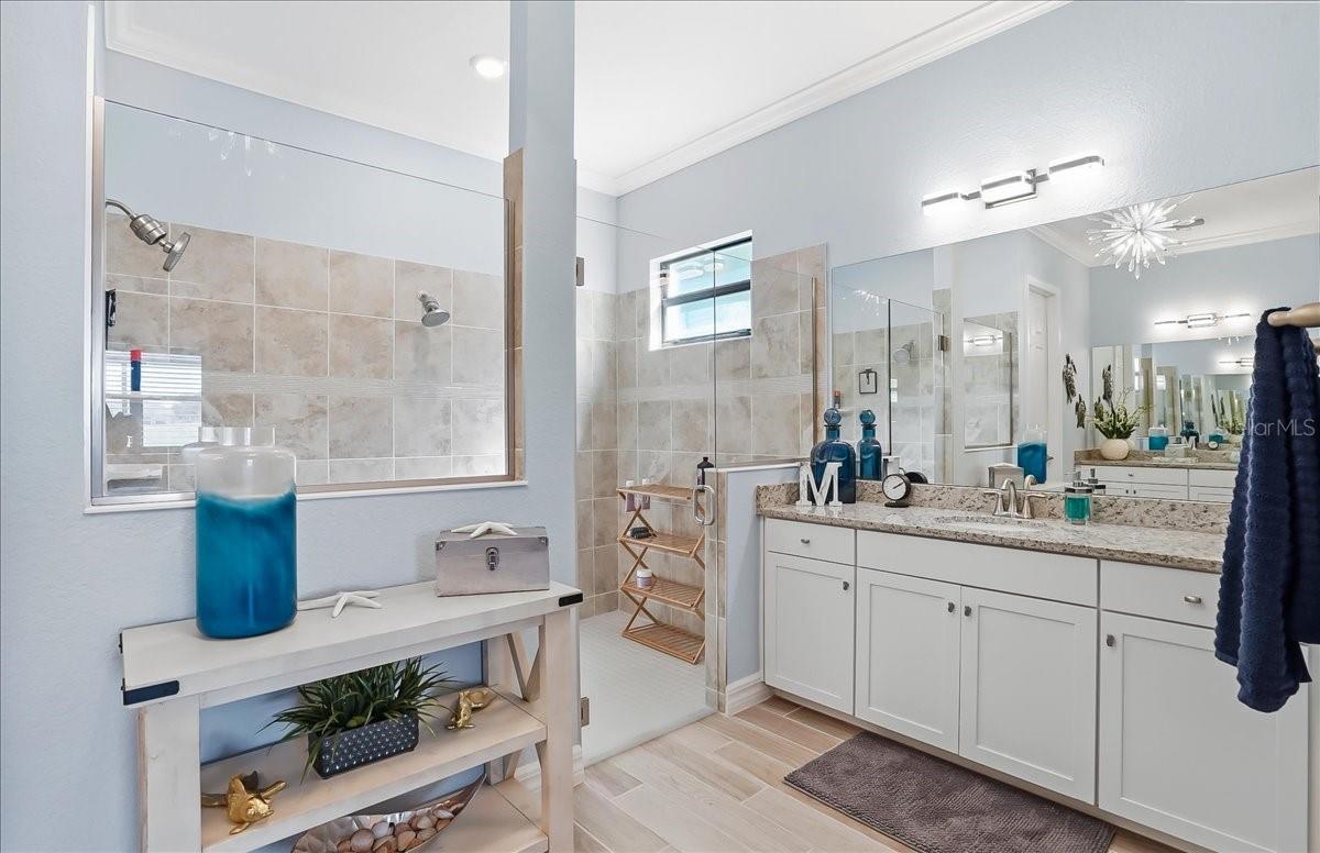 Image 36 of 89 For 10900 Tarflower Drive