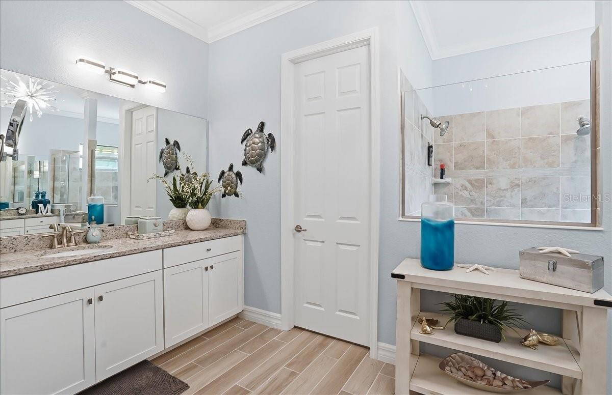 Image 38 of 89 For 10900 Tarflower Drive