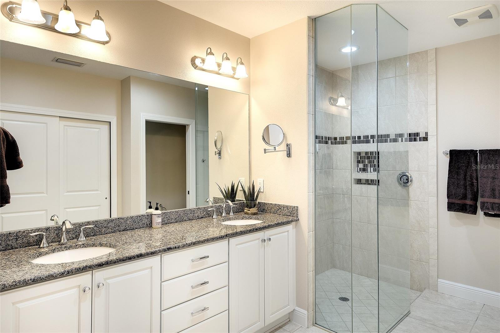 Image 24 of 33 For 7482 Divot Loop 6a