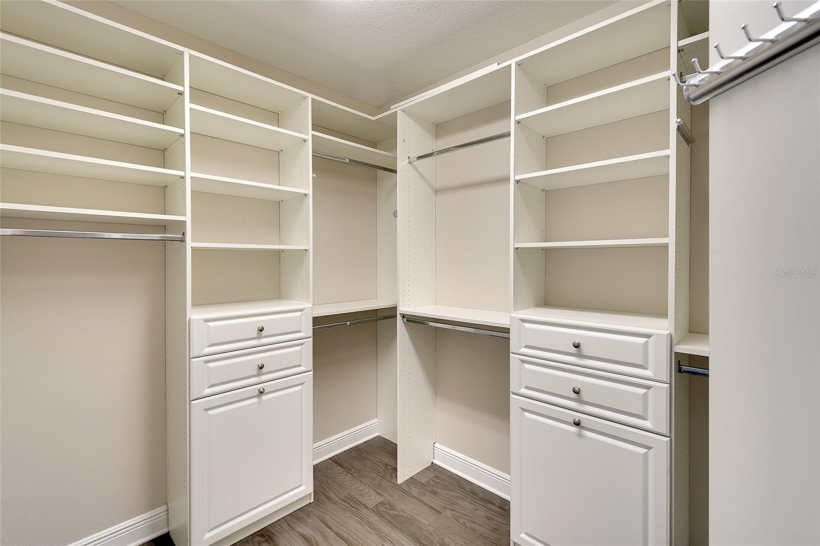 Image 25 of 33 For 7482 Divot Loop 6a