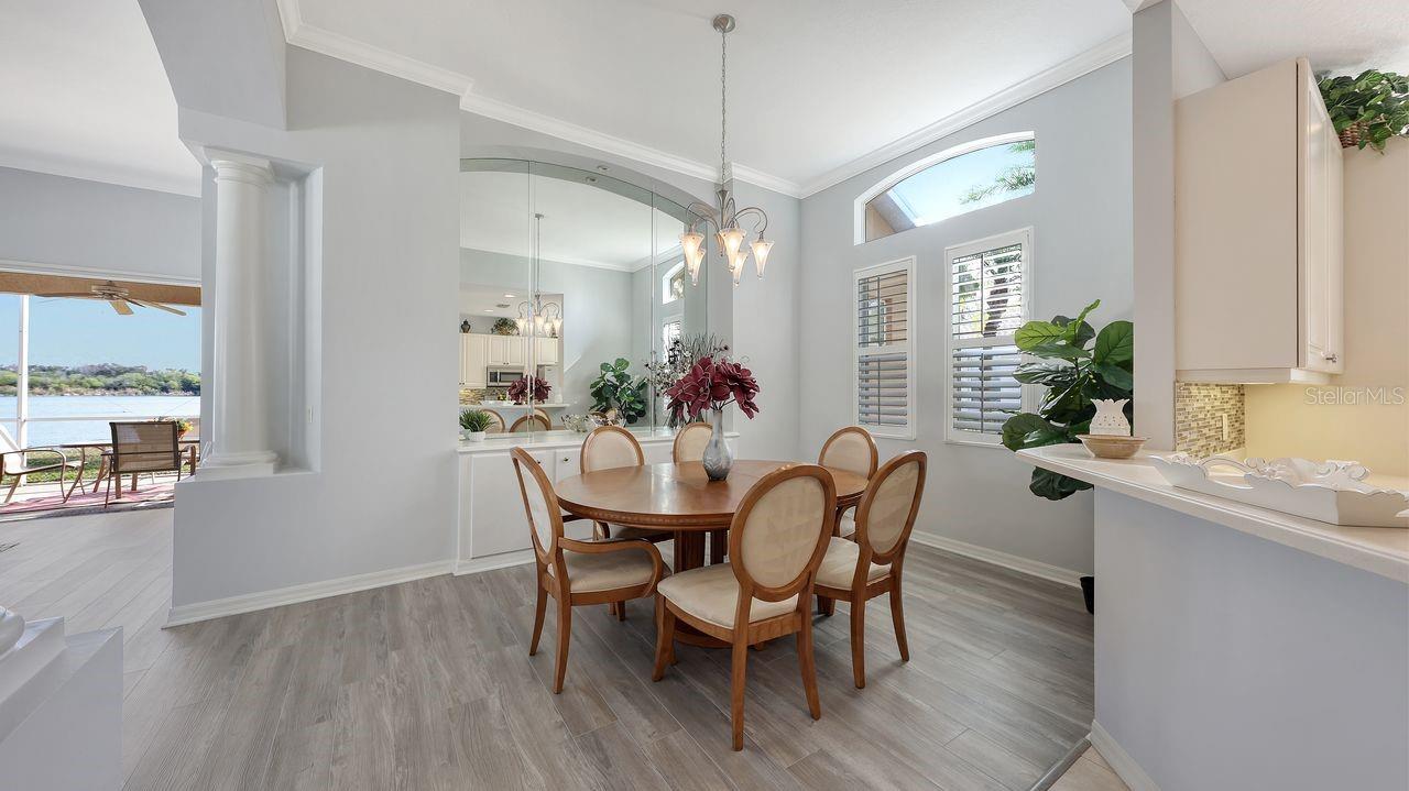 Image 11 of 76 For 7423 Sea Island Lane