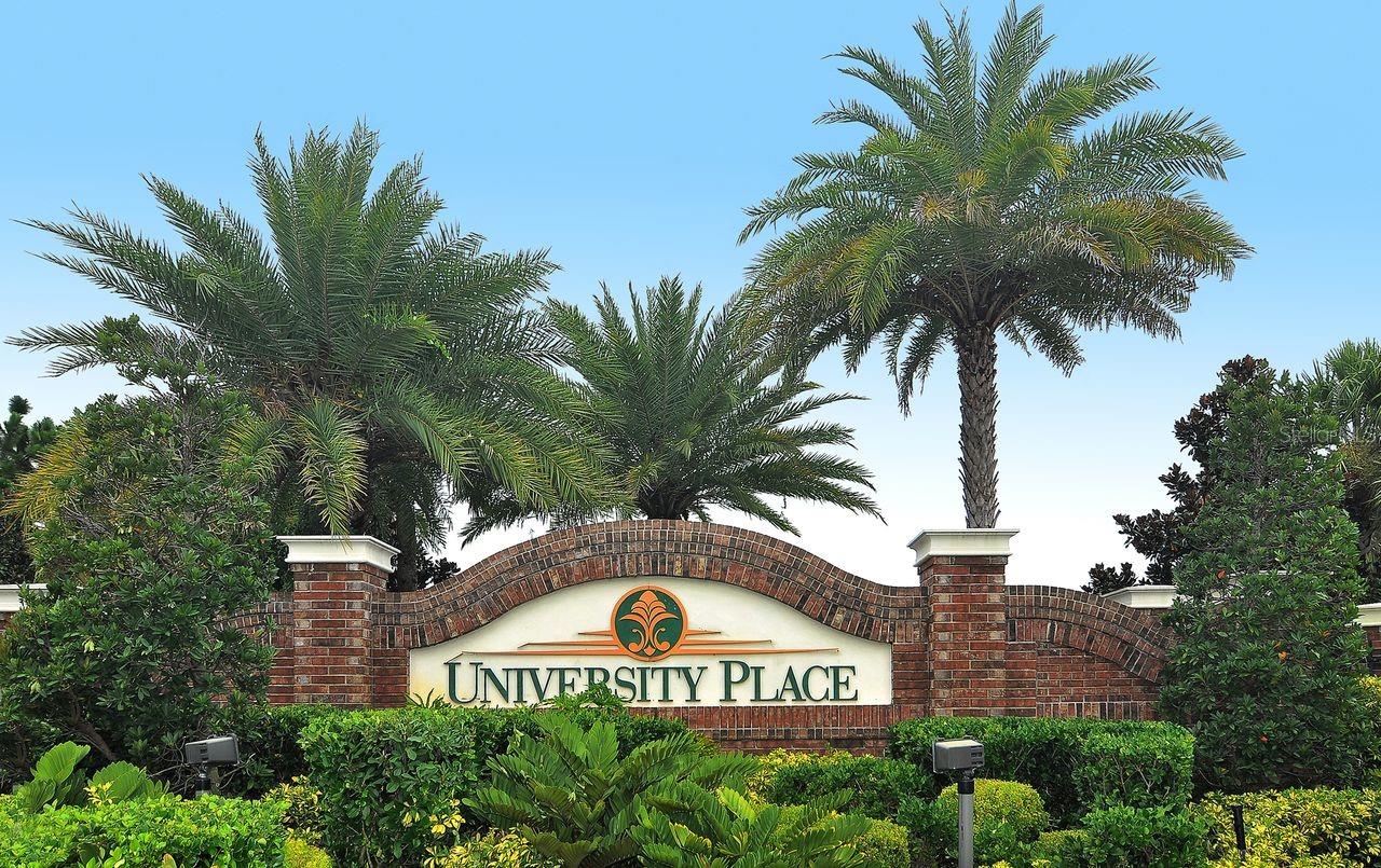 Image 40 of 76 For 7423 Sea Island Lane