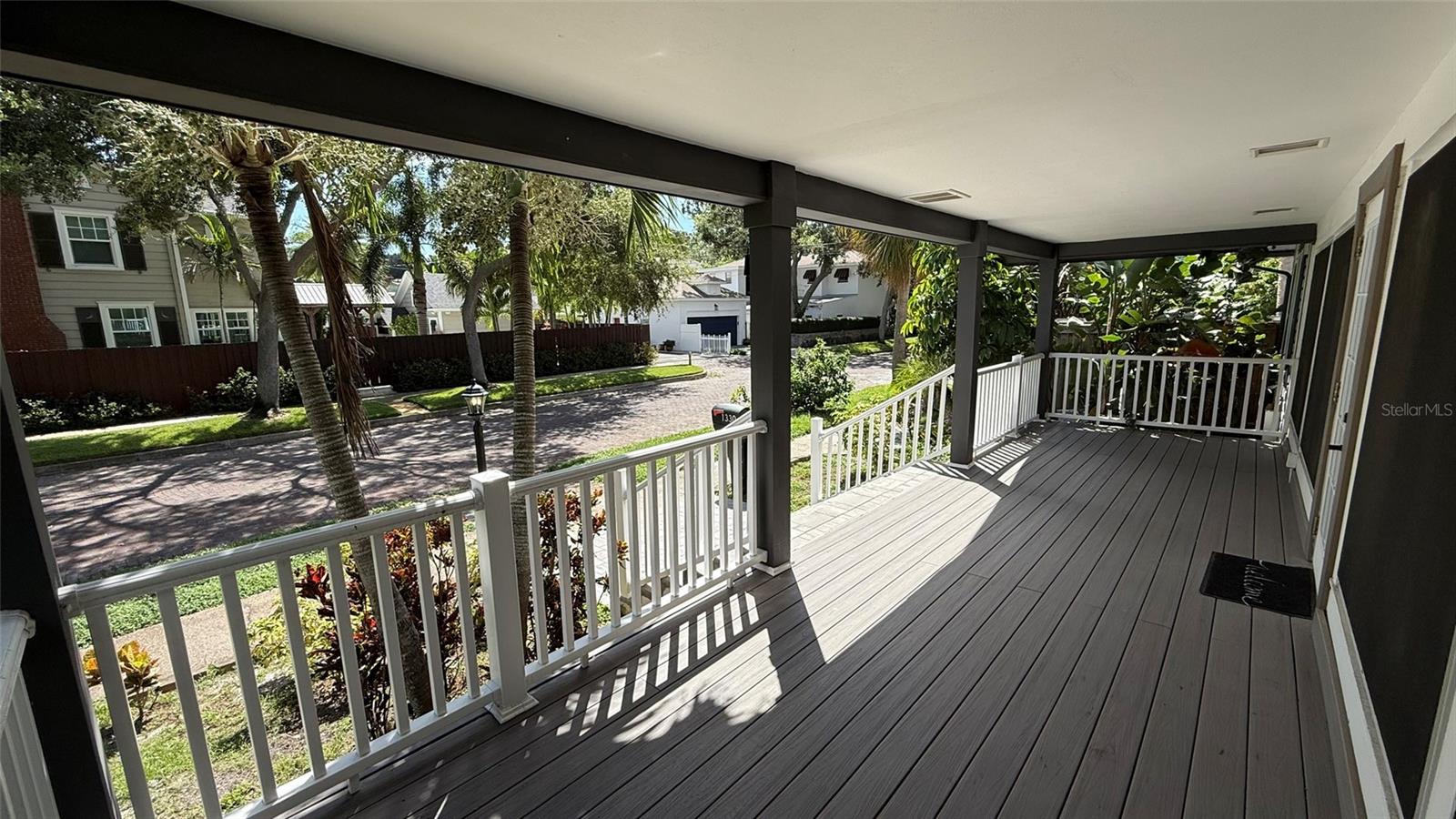 Listing photo id 9 for 1330 Cherry Street Ne