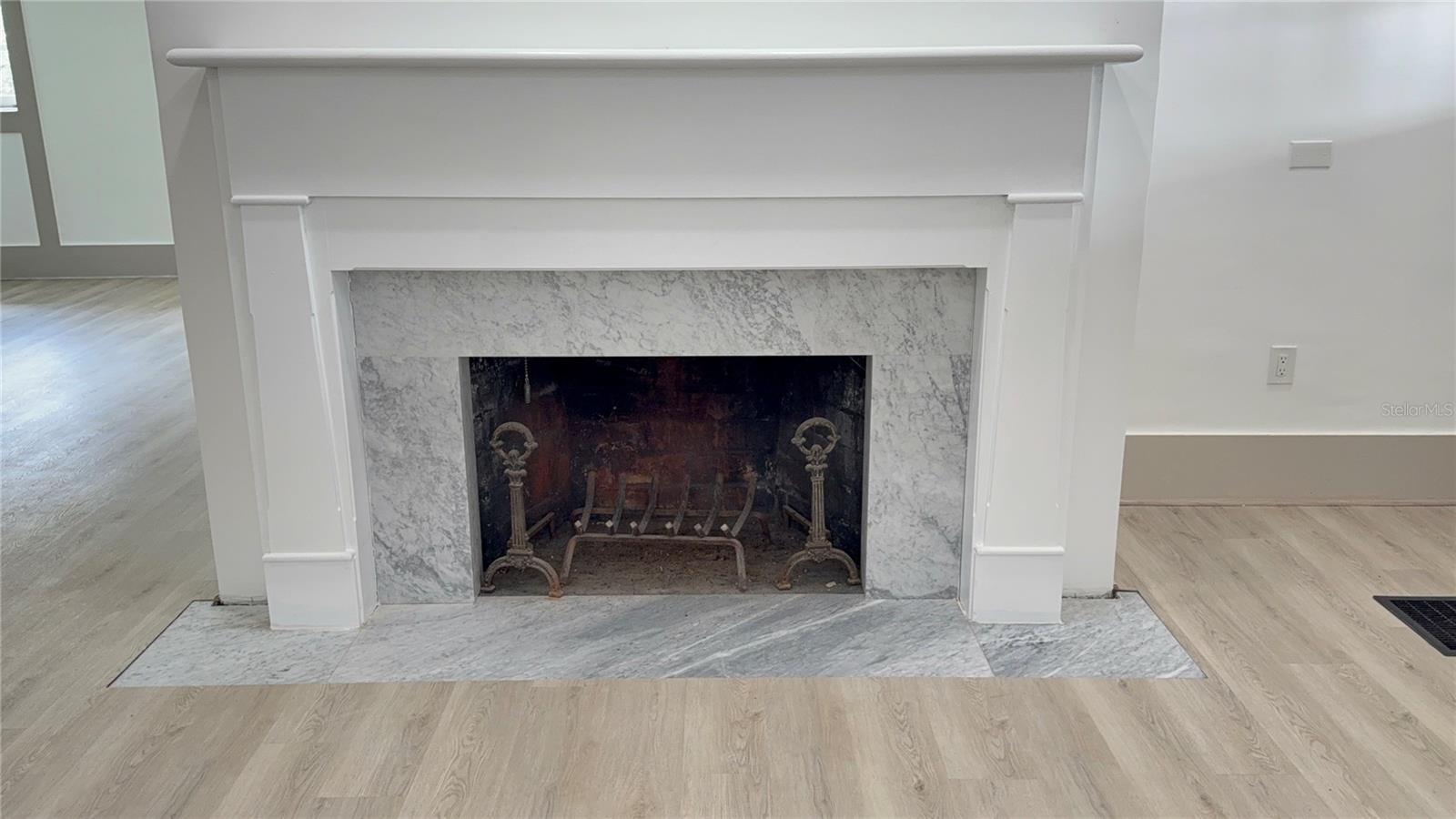 Listing photo id 20 for 1330 Cherry Street Ne