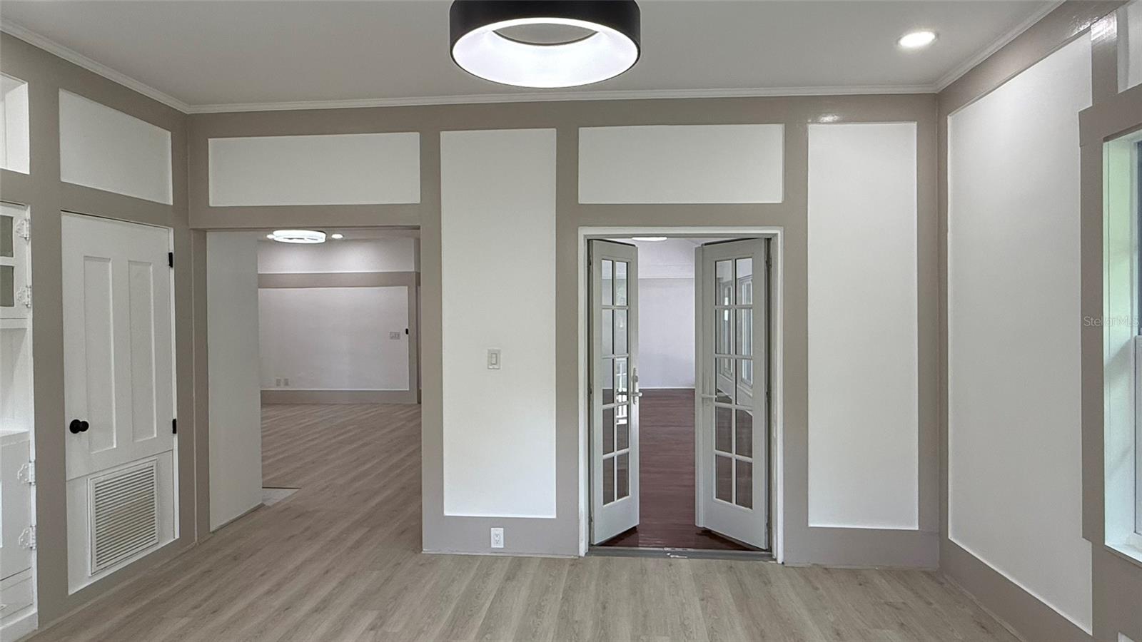 Listing photo id 26 for 1330 Cherry Street Ne