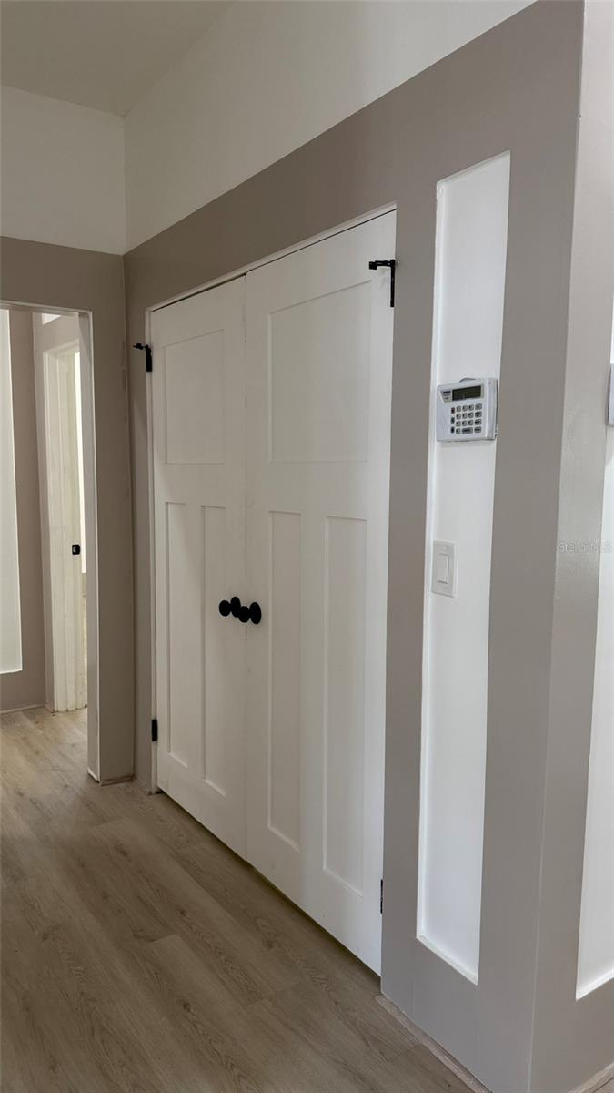 Listing photo id 62 for 1330 Cherry Street Ne