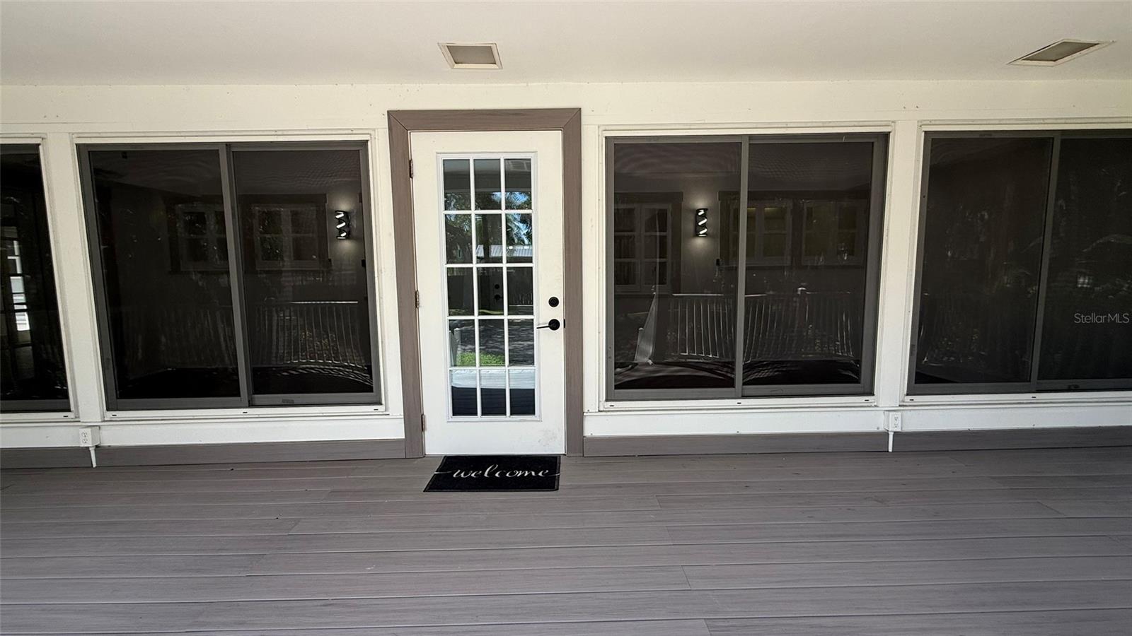 Listing photo id 7 for 1330 Cherry Street Ne