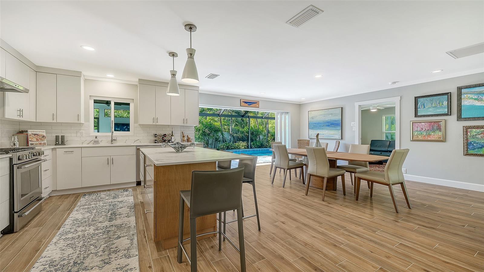 Image 12 of 51 For 1717 Field Road