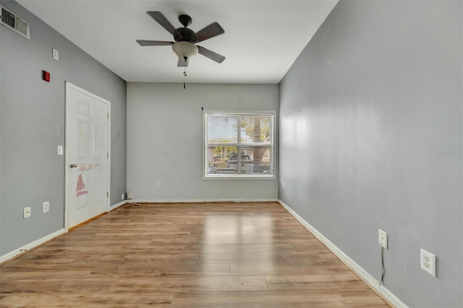 Image 13 of 36 For 4802 51st Street W 1313