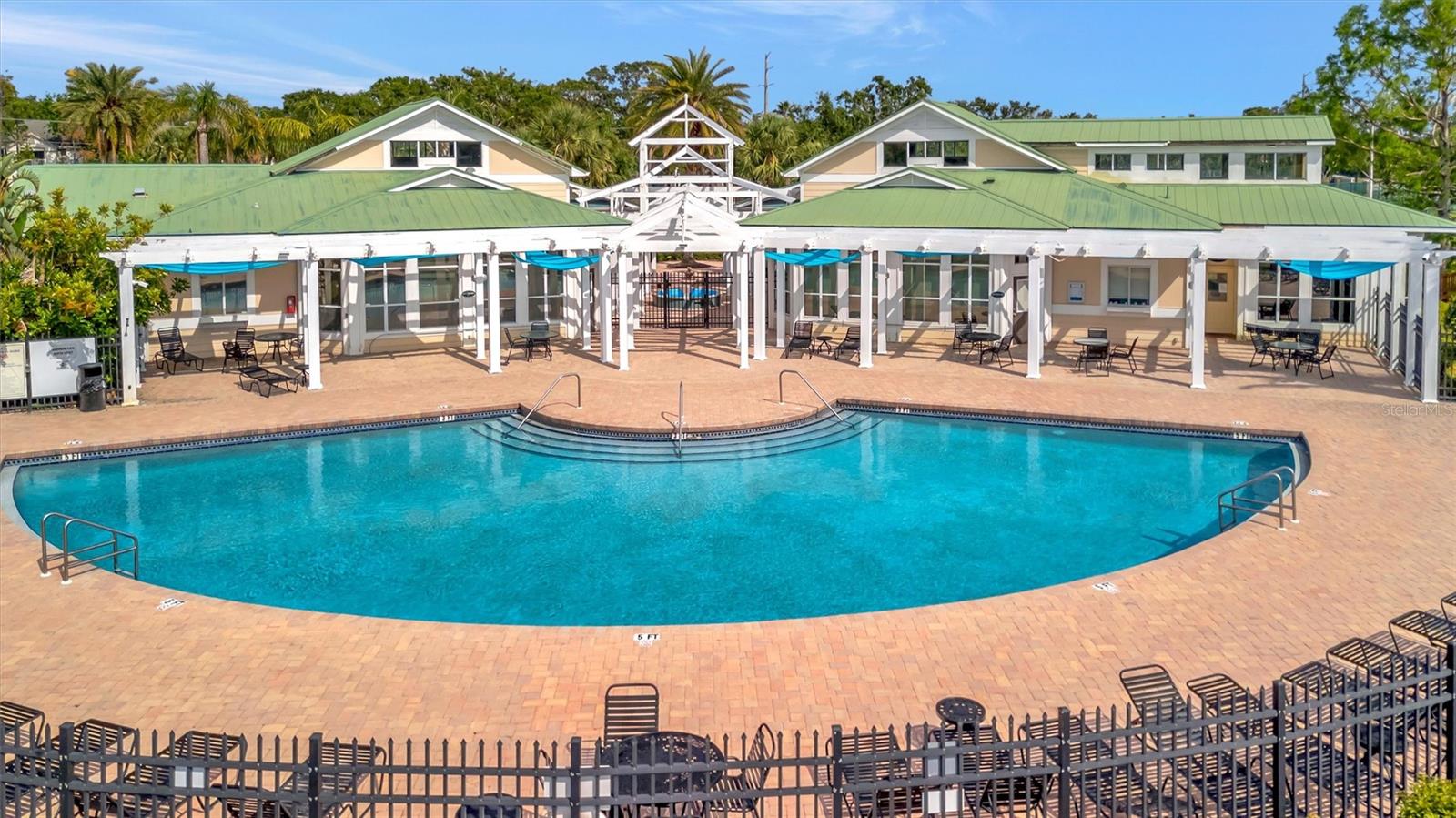 Image 3 of 36 For 4802 51st Street W 1313