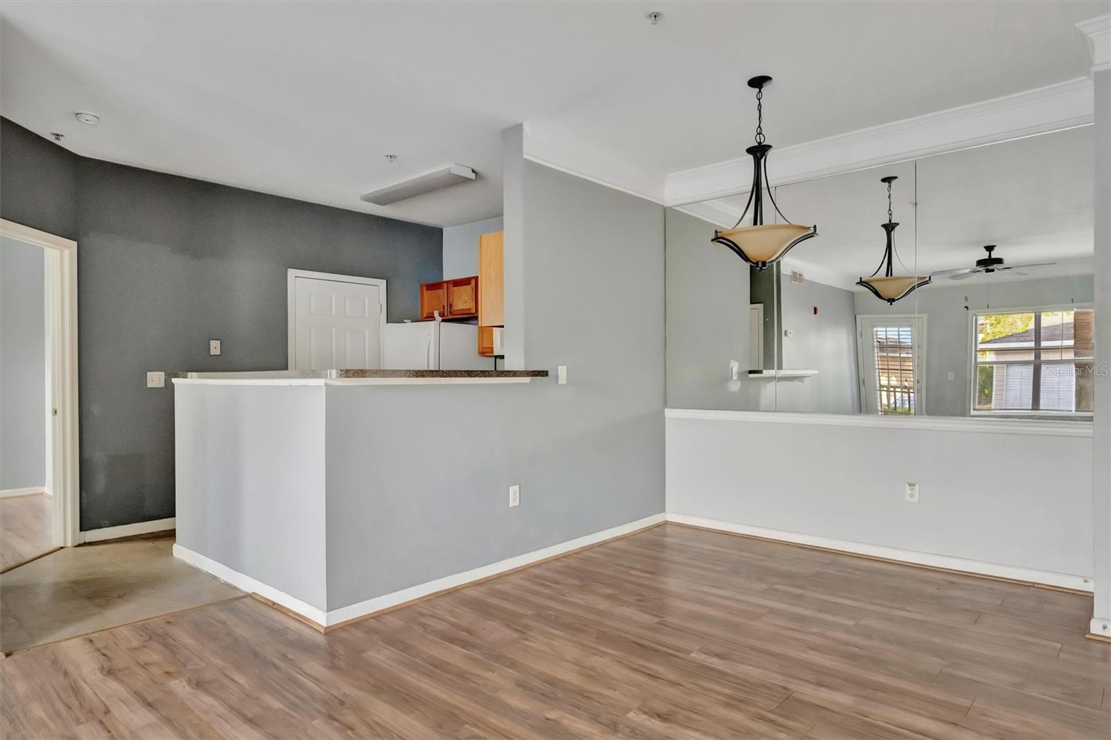 Image 5 of 36 For 4802 51st Street W 1313