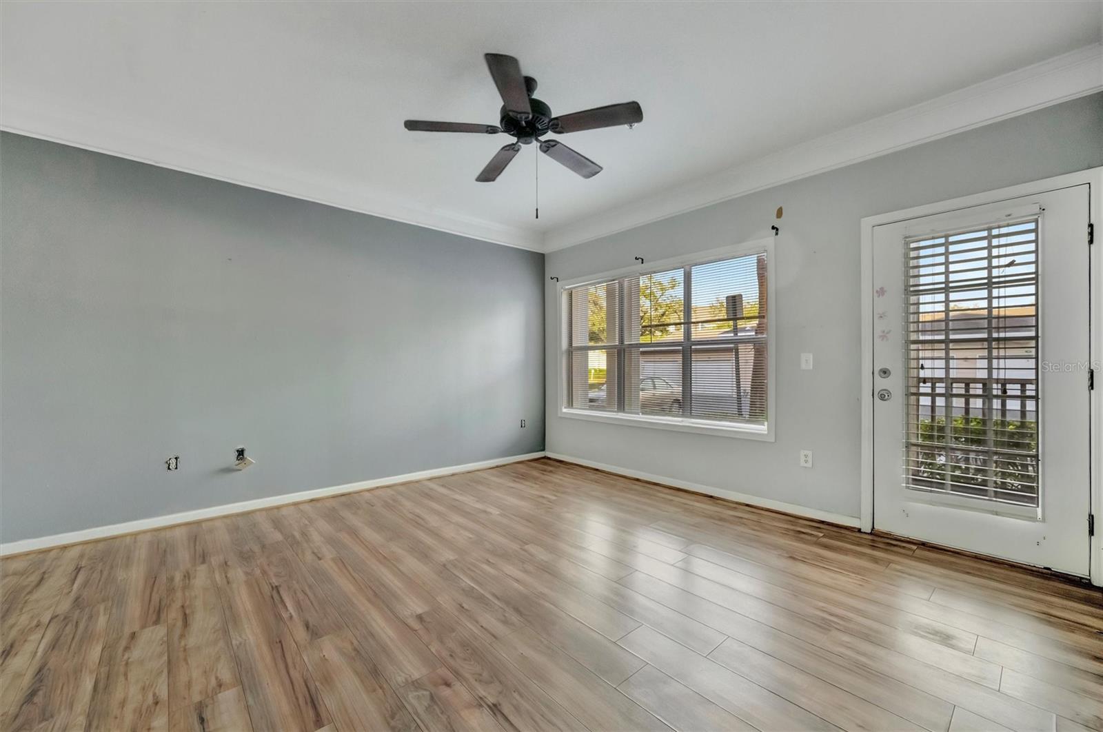 Image 9 of 36 For 4802 51st Street W 1313