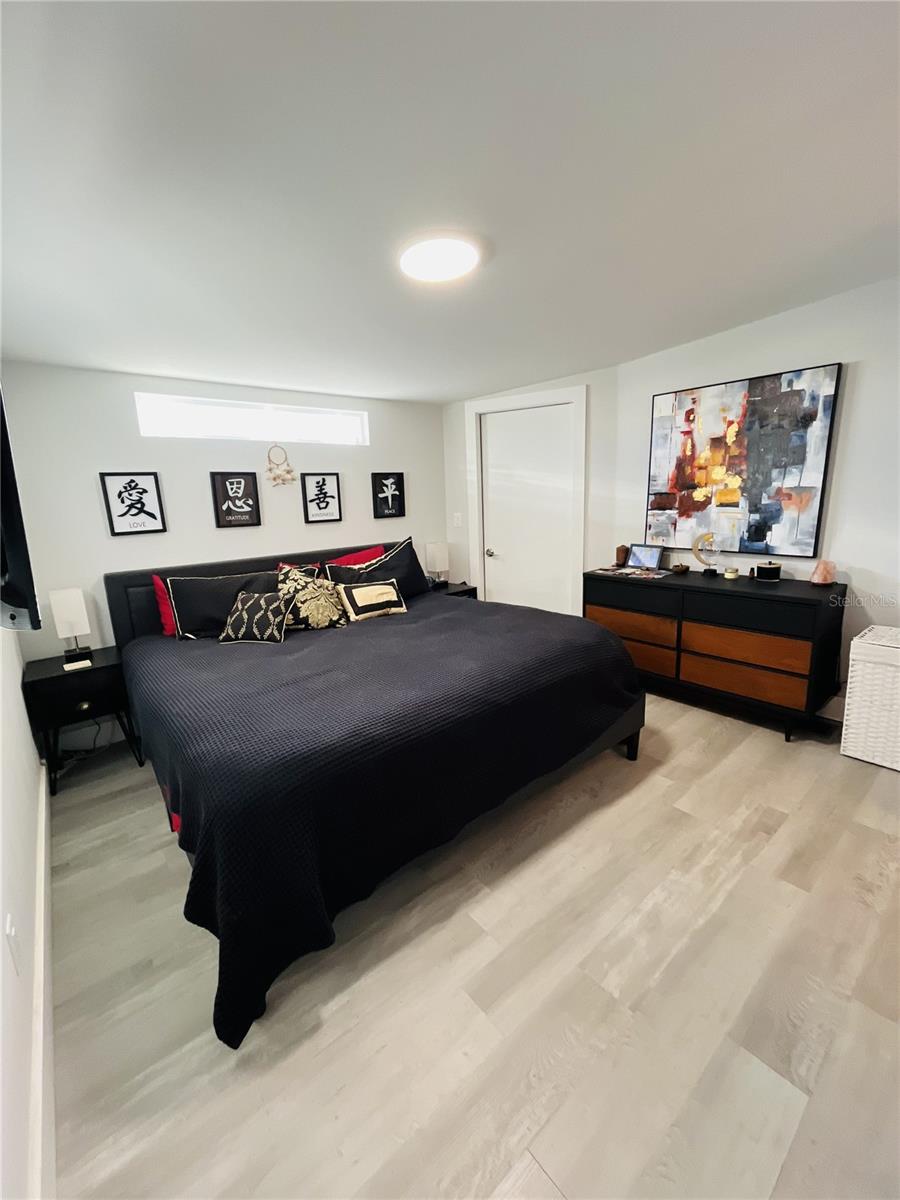 Image 13 of 49 For 6614 New Jersey Street