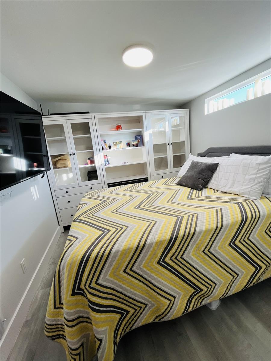 Image 20 of 49 For 6614 New Jersey Street