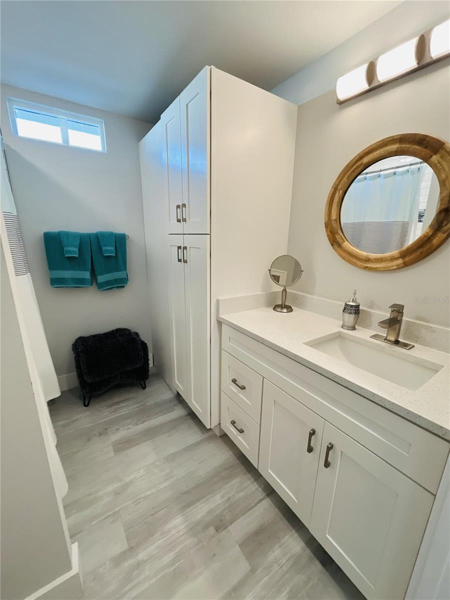 Image 23 of 49 For 6614 New Jersey Street