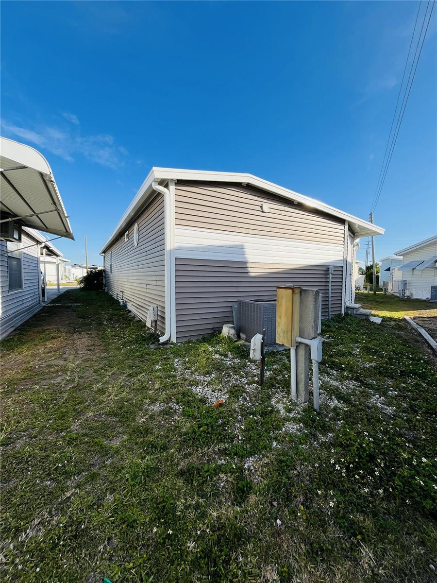 Image 32 of 49 For 6614 New Jersey Street