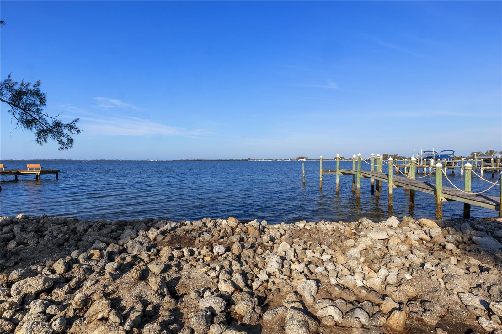 Image 3 of 23 For 712 Palma Sola Boulevard