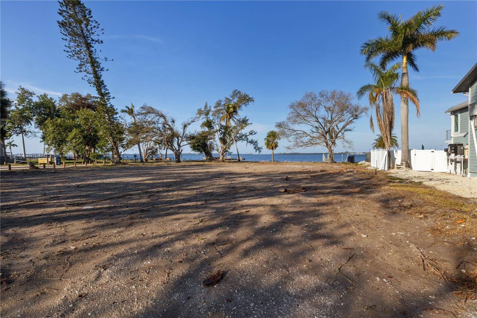 Image 5 of 23 For 712 Palma Sola Boulevard