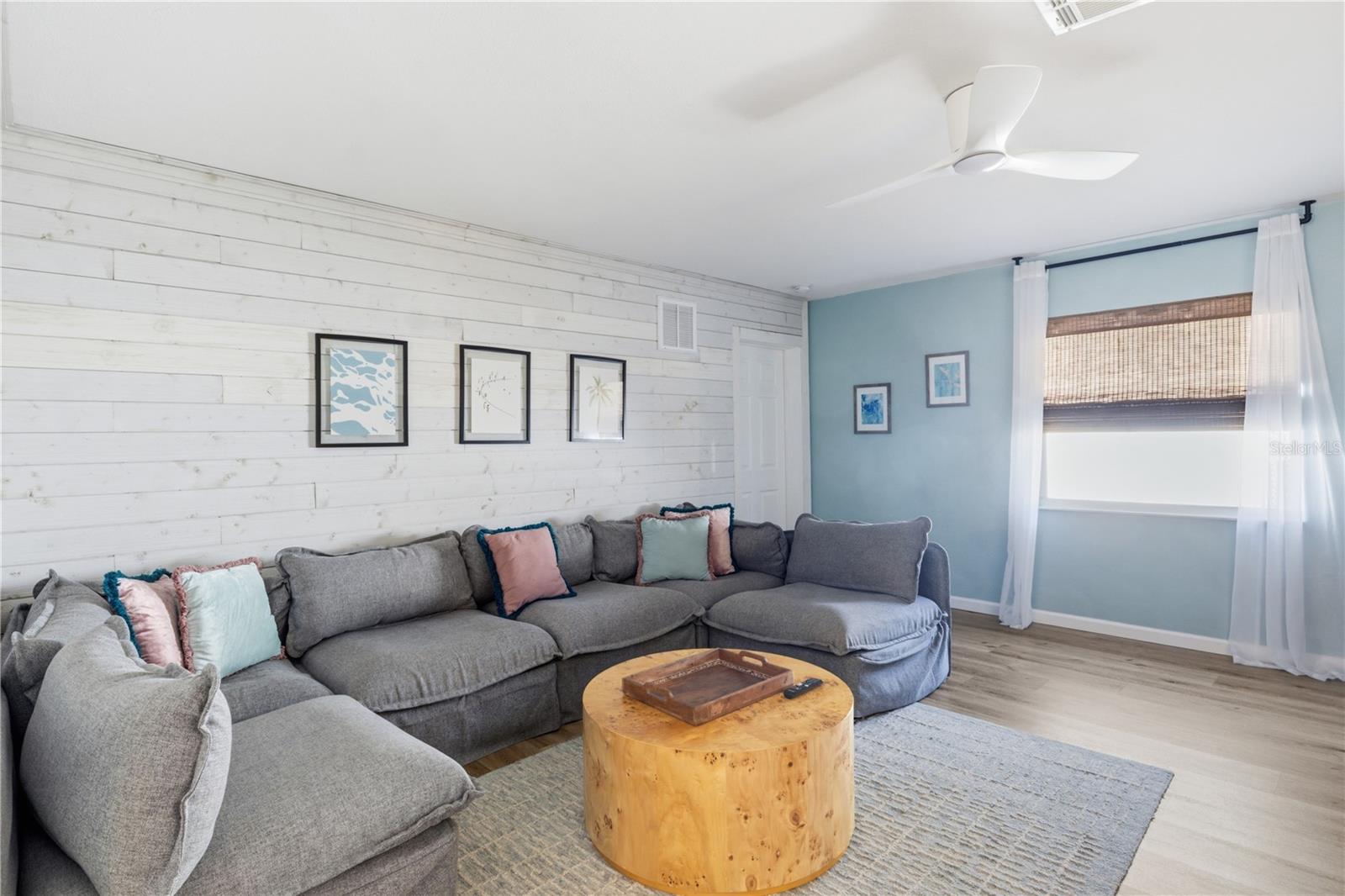 Image 15 of 52 For 205 Haverkos Court