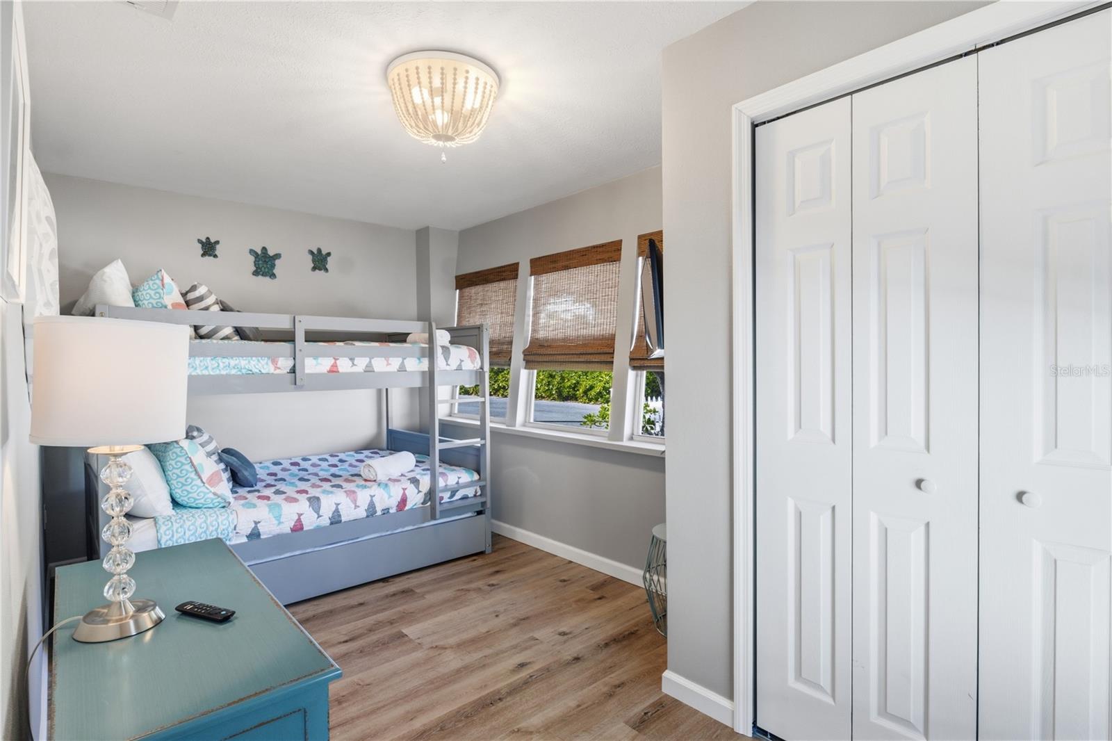 Image 27 of 52 For 205 Haverkos Court