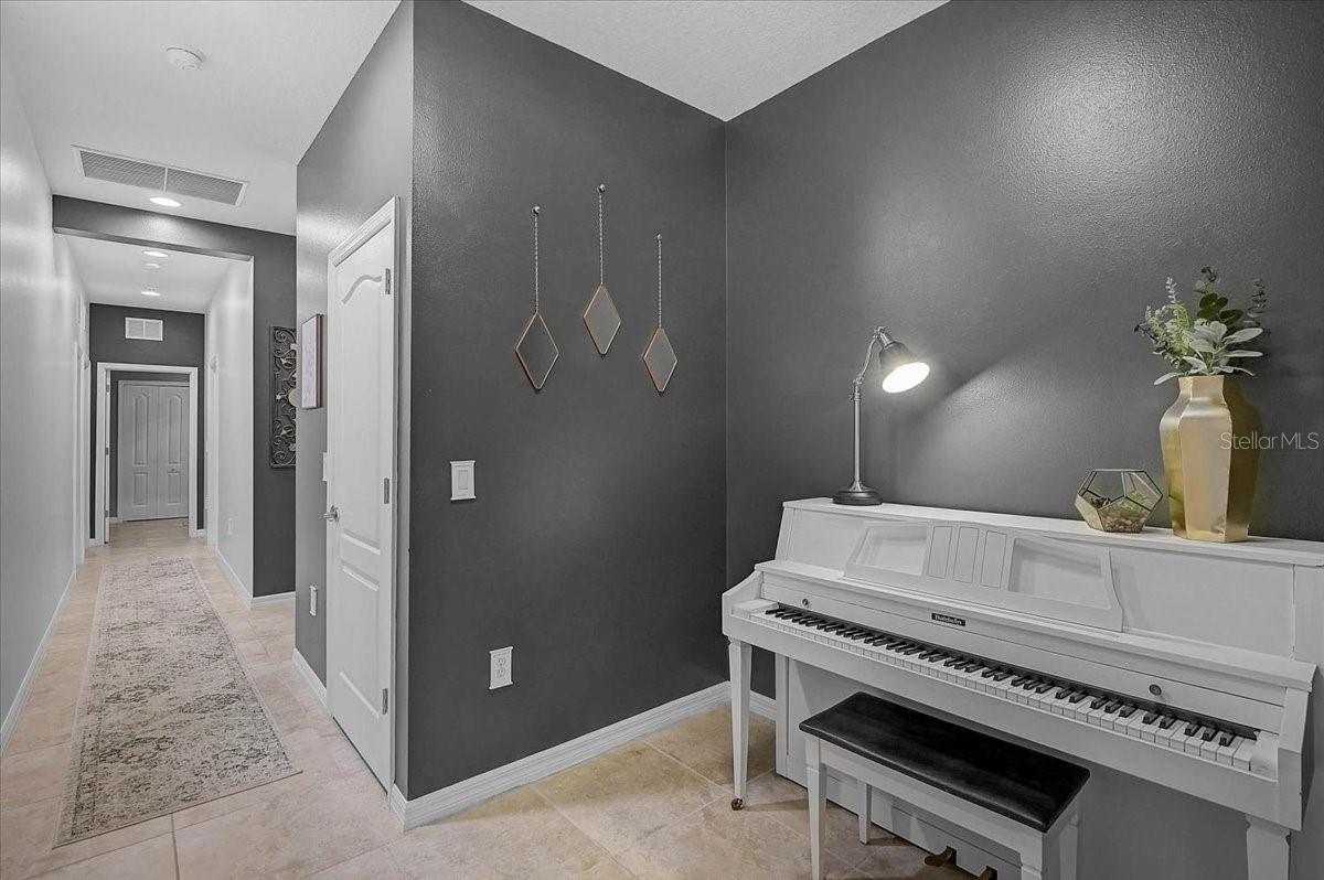 Image 16 of 57 For 1530 Westover Avenue