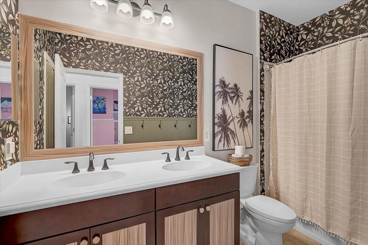 Image 19 of 57 For 1530 Westover Avenue