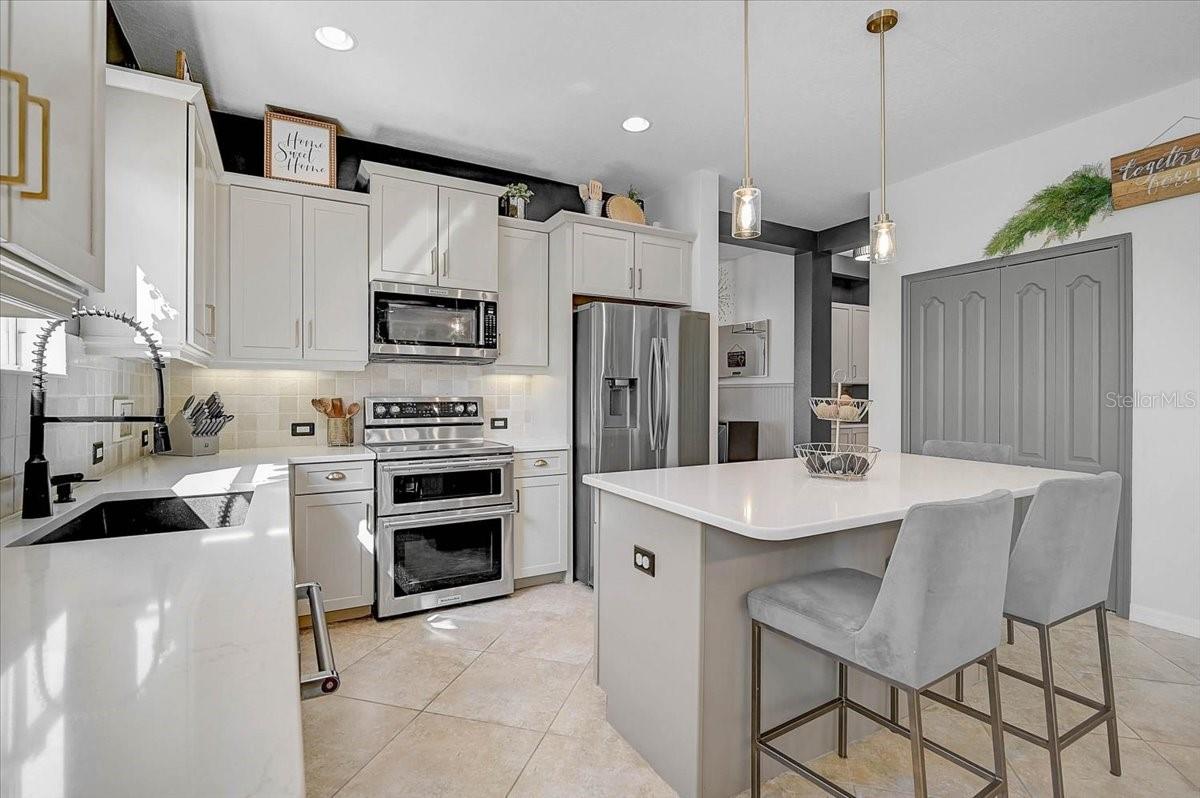 Image 5 of 57 For 1530 Westover Avenue