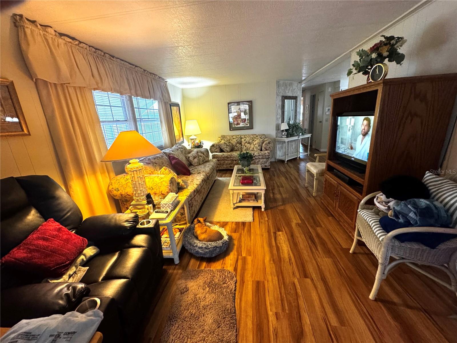 Image 12 of 29 For 5619 Bayshore Road 142