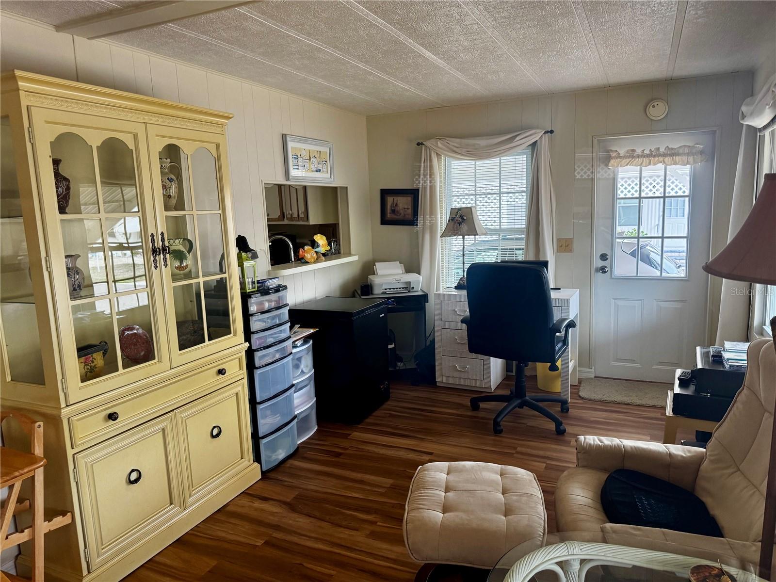 Image 13 of 29 For 5619 Bayshore Road 142