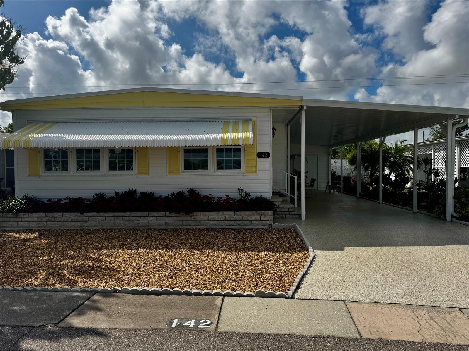 Image 23 of 29 For 5619 Bayshore Road 142