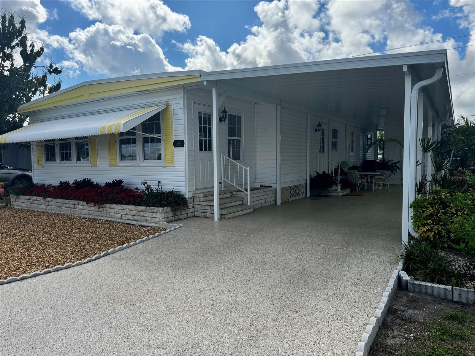 Image 25 of 29 For 5619 Bayshore Road 142