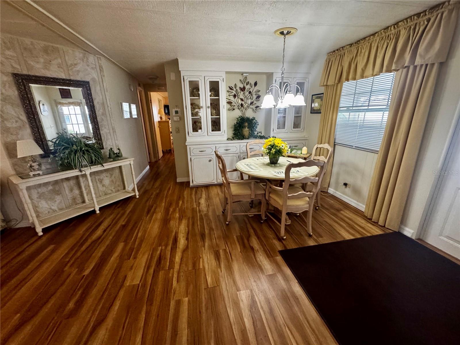 Image 5 of 29 For 5619 Bayshore Road 142