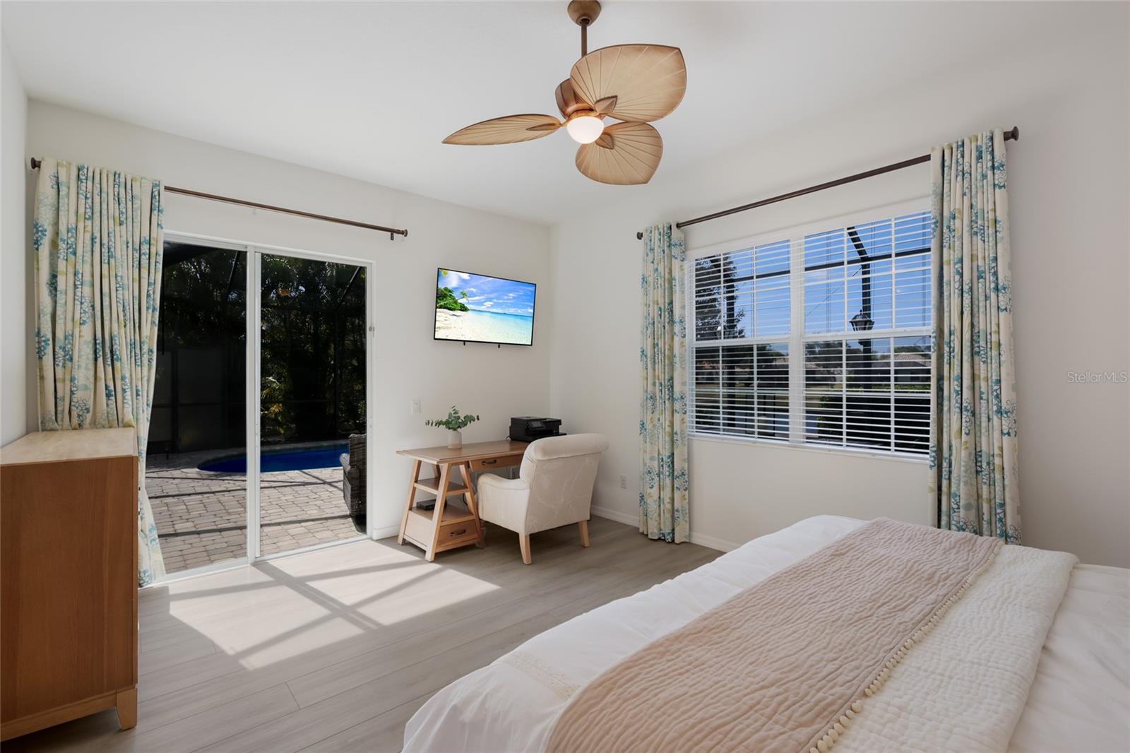 Image 24 of 42 For 14335 Stirling Drive