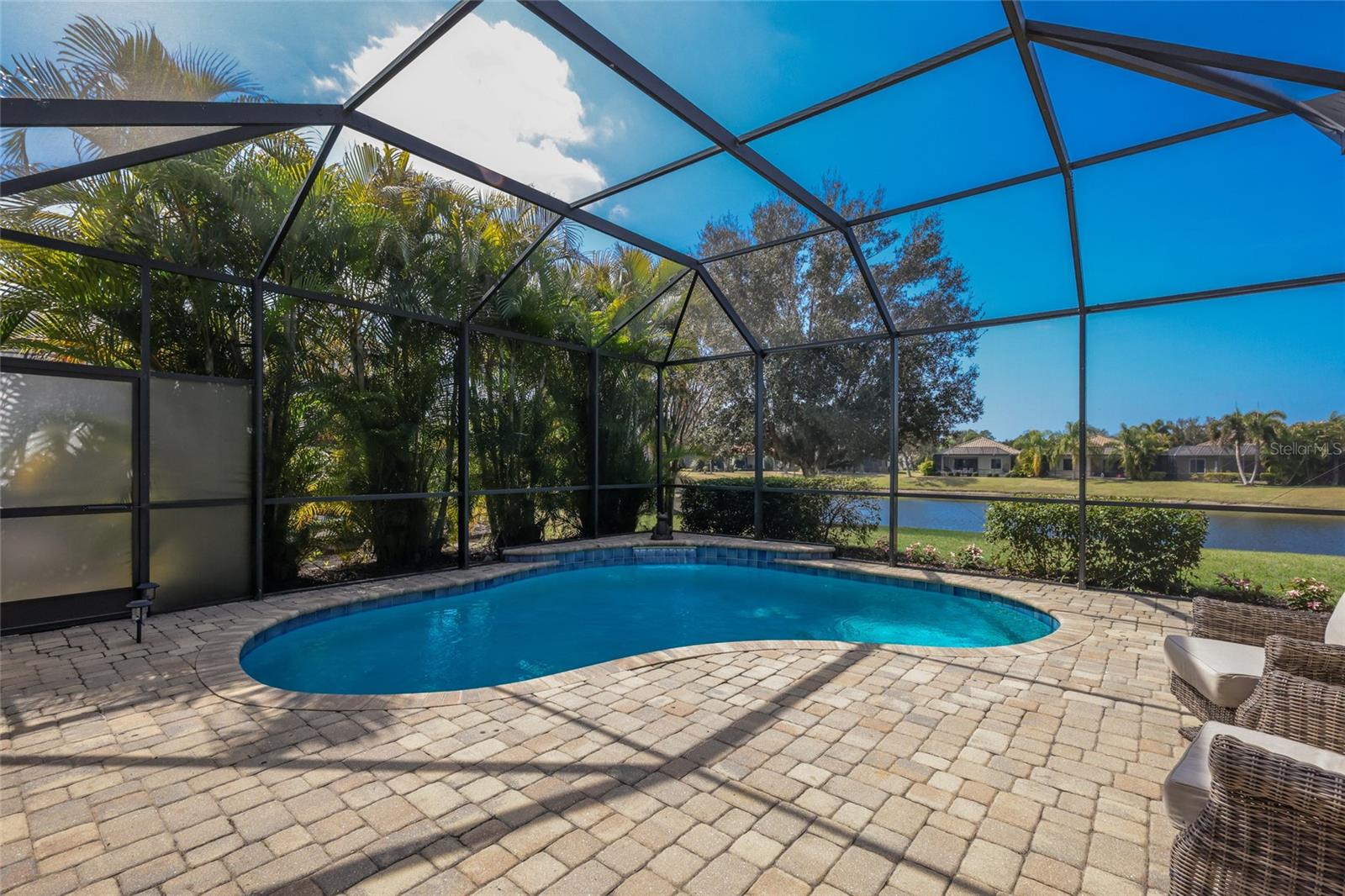 Image 33 of 42 For 14335 Stirling Drive