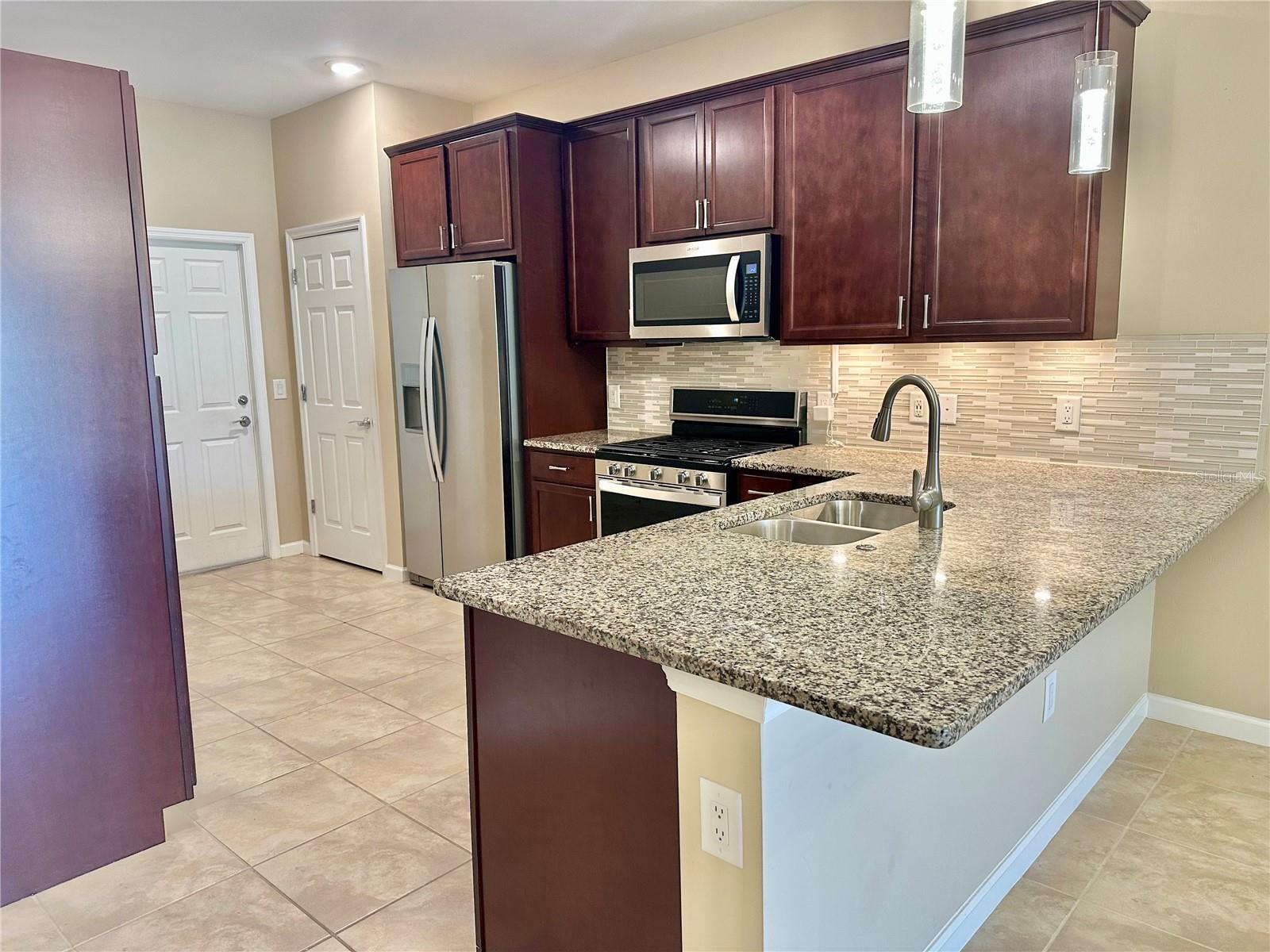 Image 14 of 51 For 17631 Camden Drive