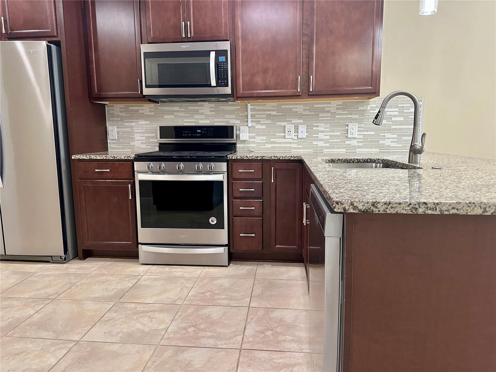 Image 15 of 51 For 17631 Camden Drive