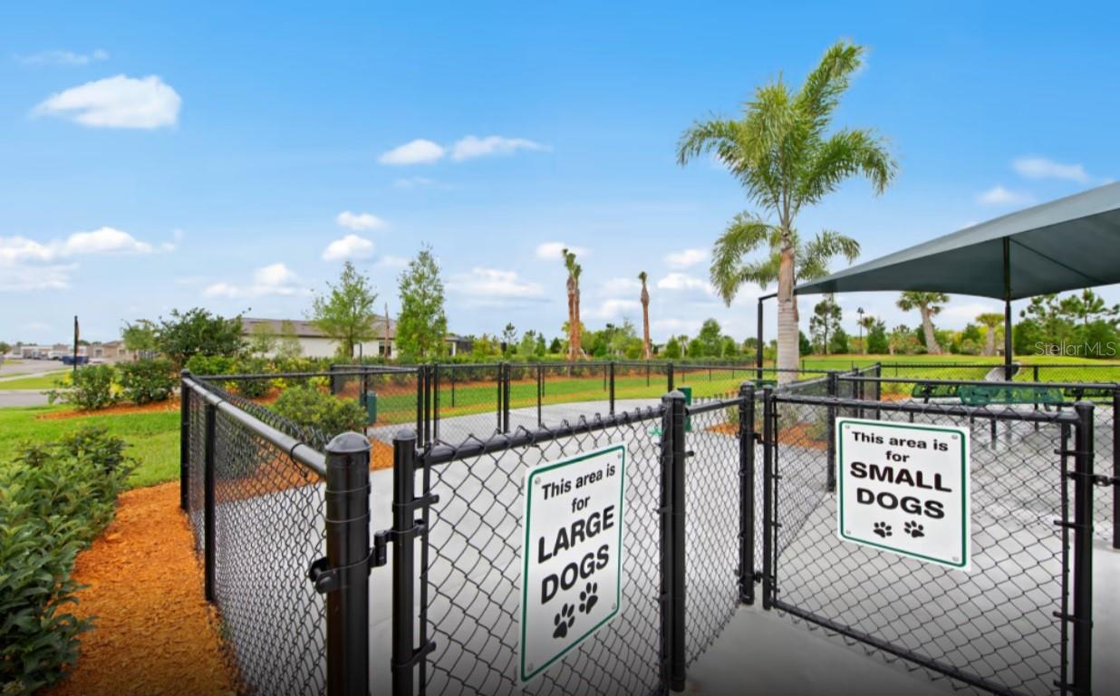 Image 39 of 51 For 17631 Camden Drive