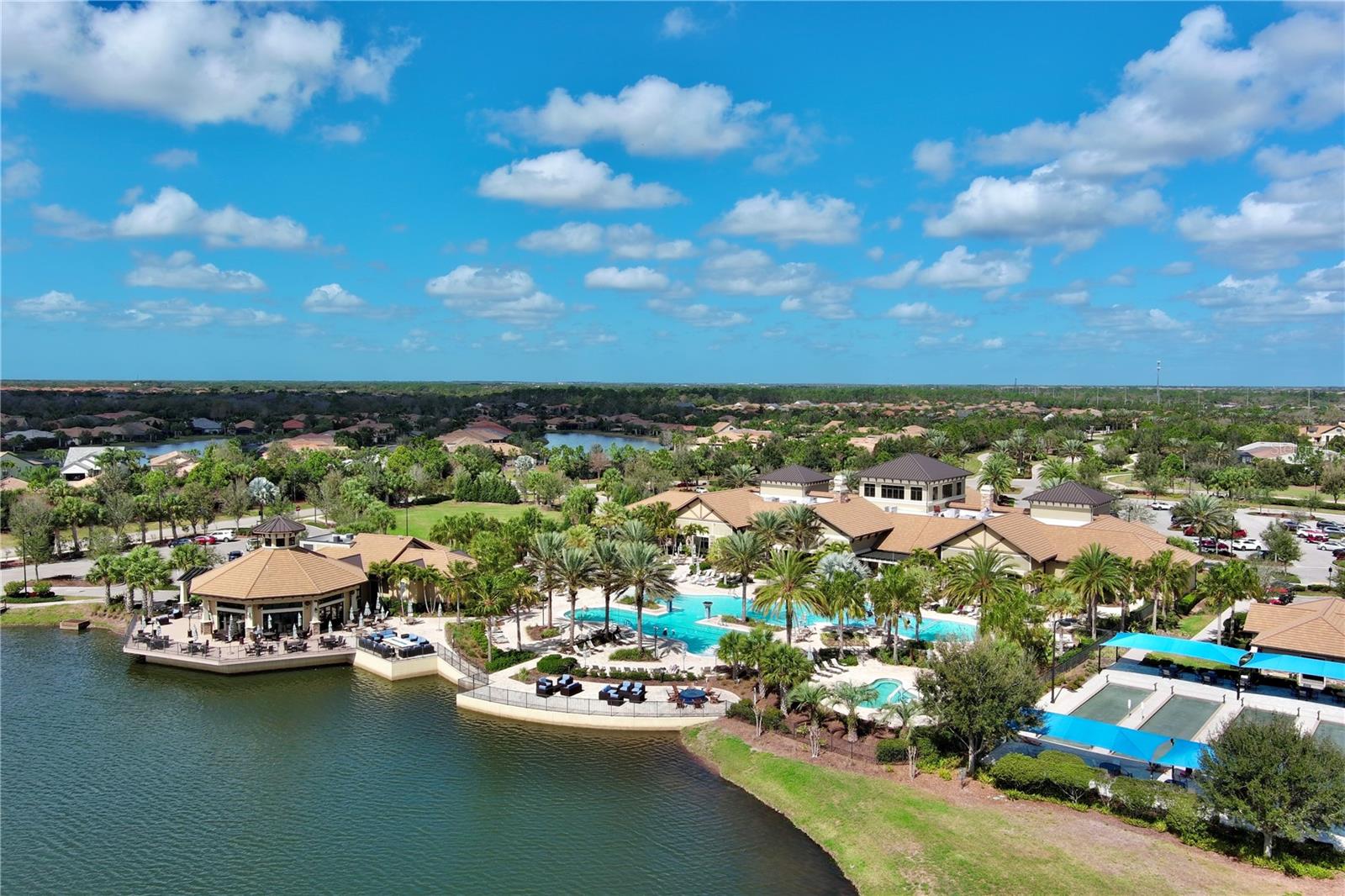 Image 44 of 51 For 17631 Camden Drive