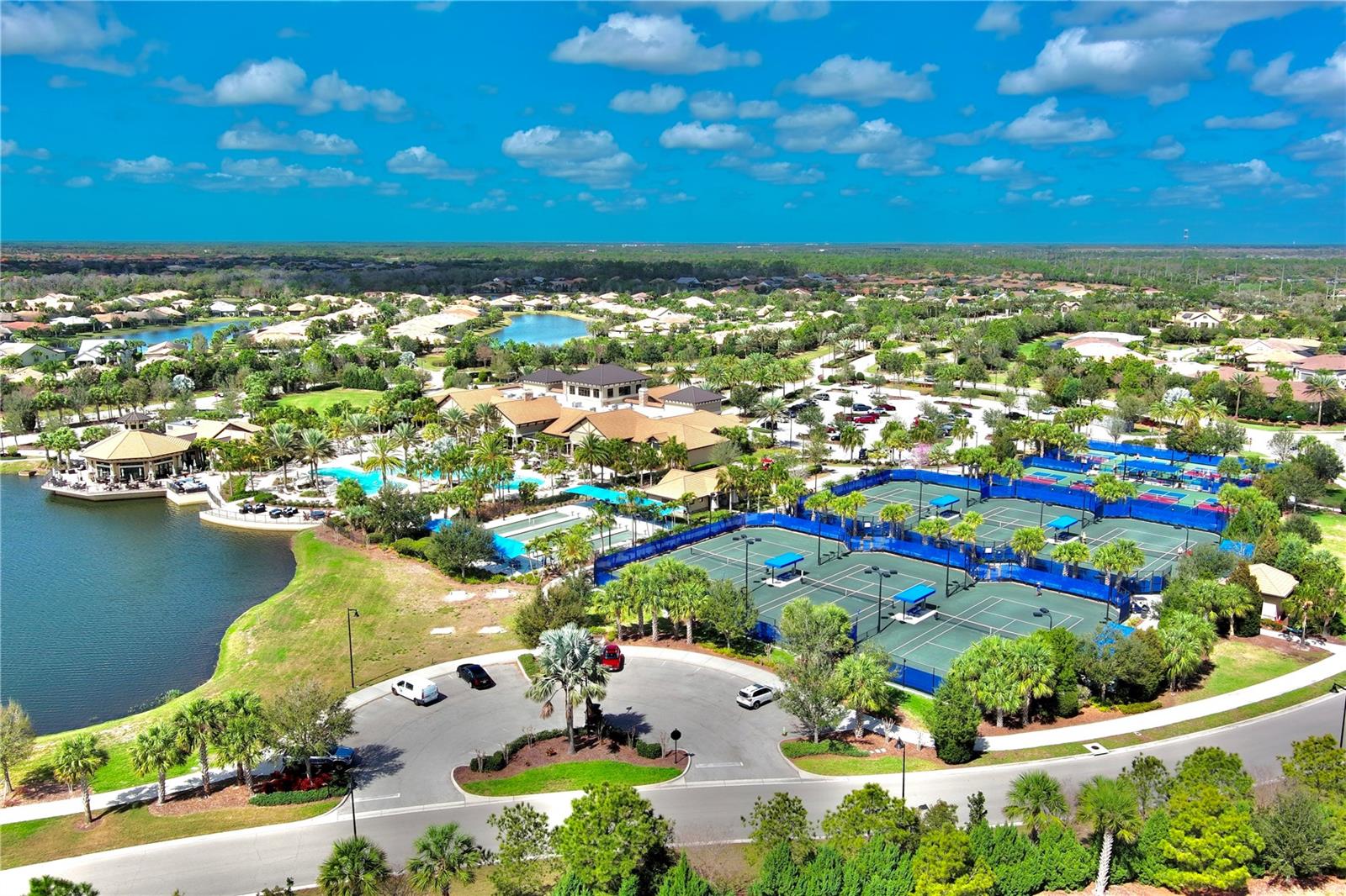 Image 45 of 51 For 17631 Camden Drive