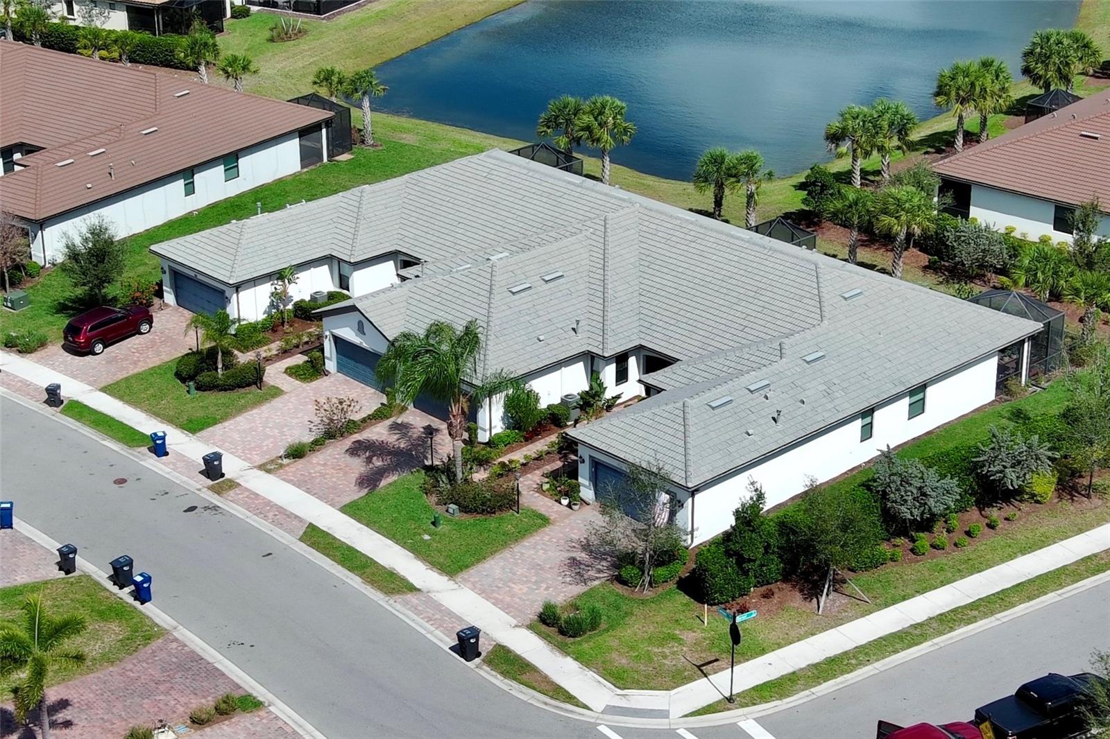 Image 46 of 51 For 17631 Camden Drive