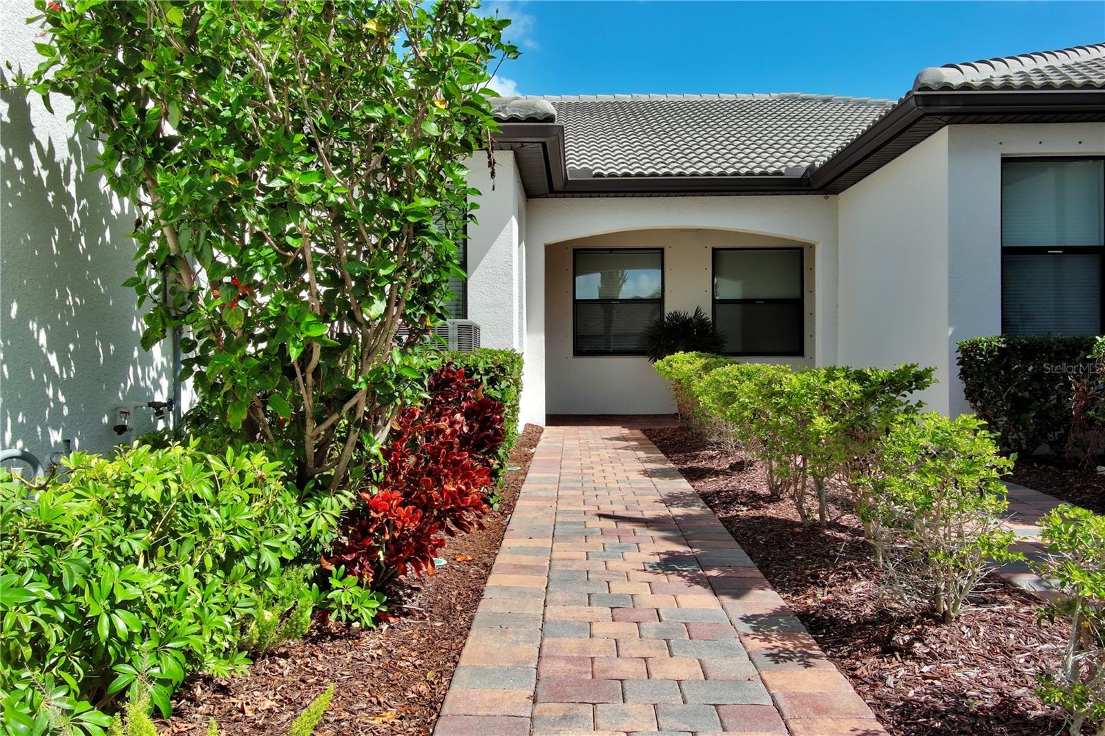 Image 6 of 51 For 17631 Camden Drive