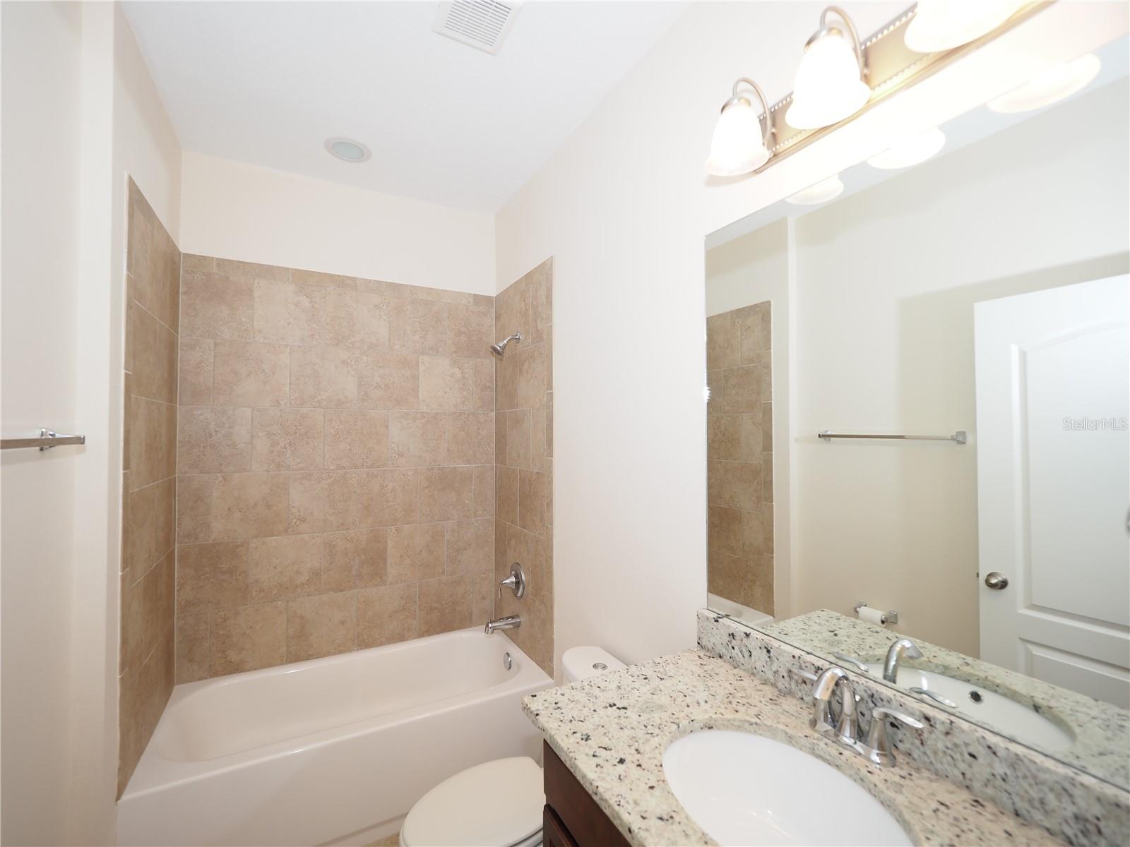 Image 13 of 46 For 995 Molly Circle