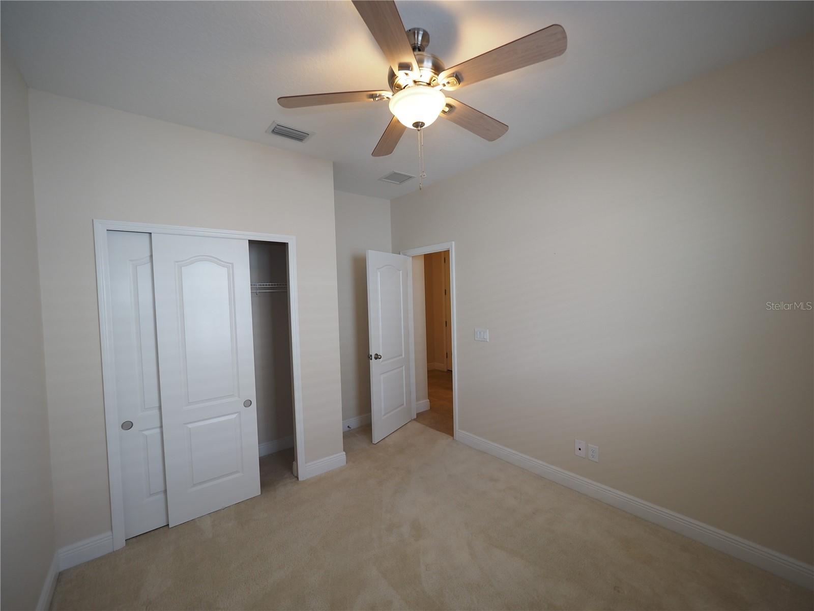 Image 17 of 46 For 995 Molly Circle