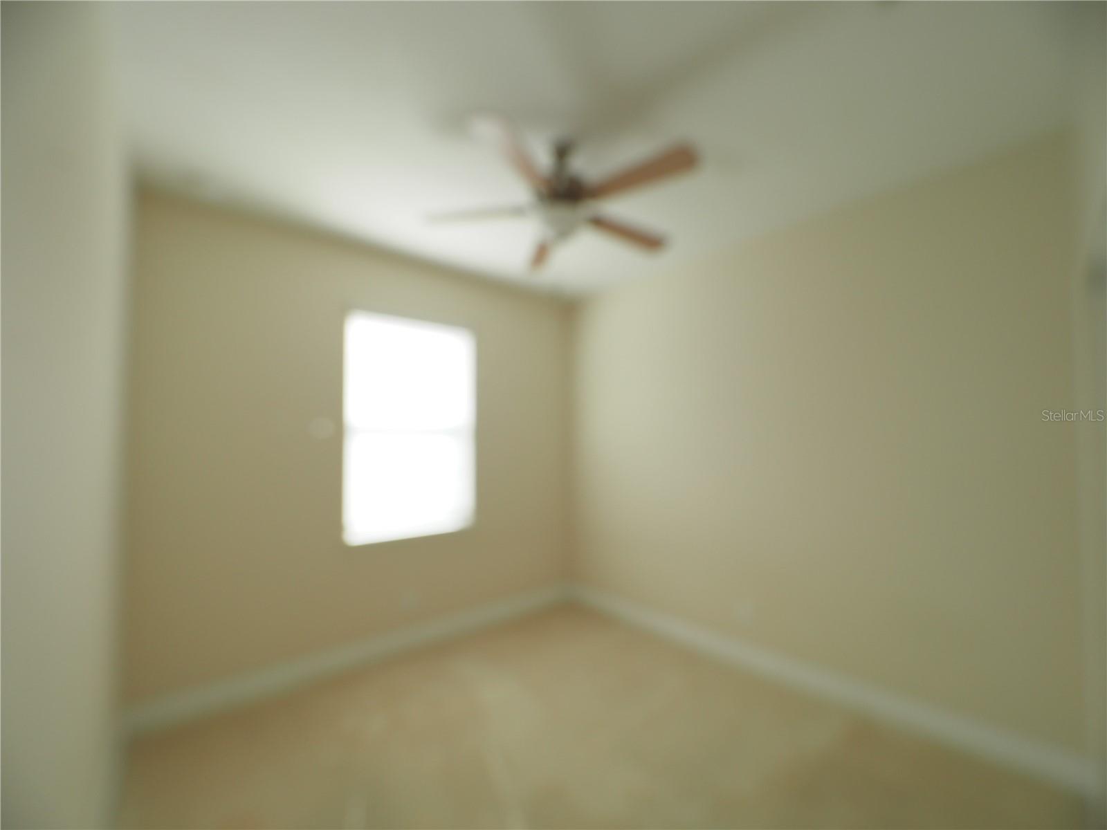 Image 7 of 46 For 995 Molly Circle